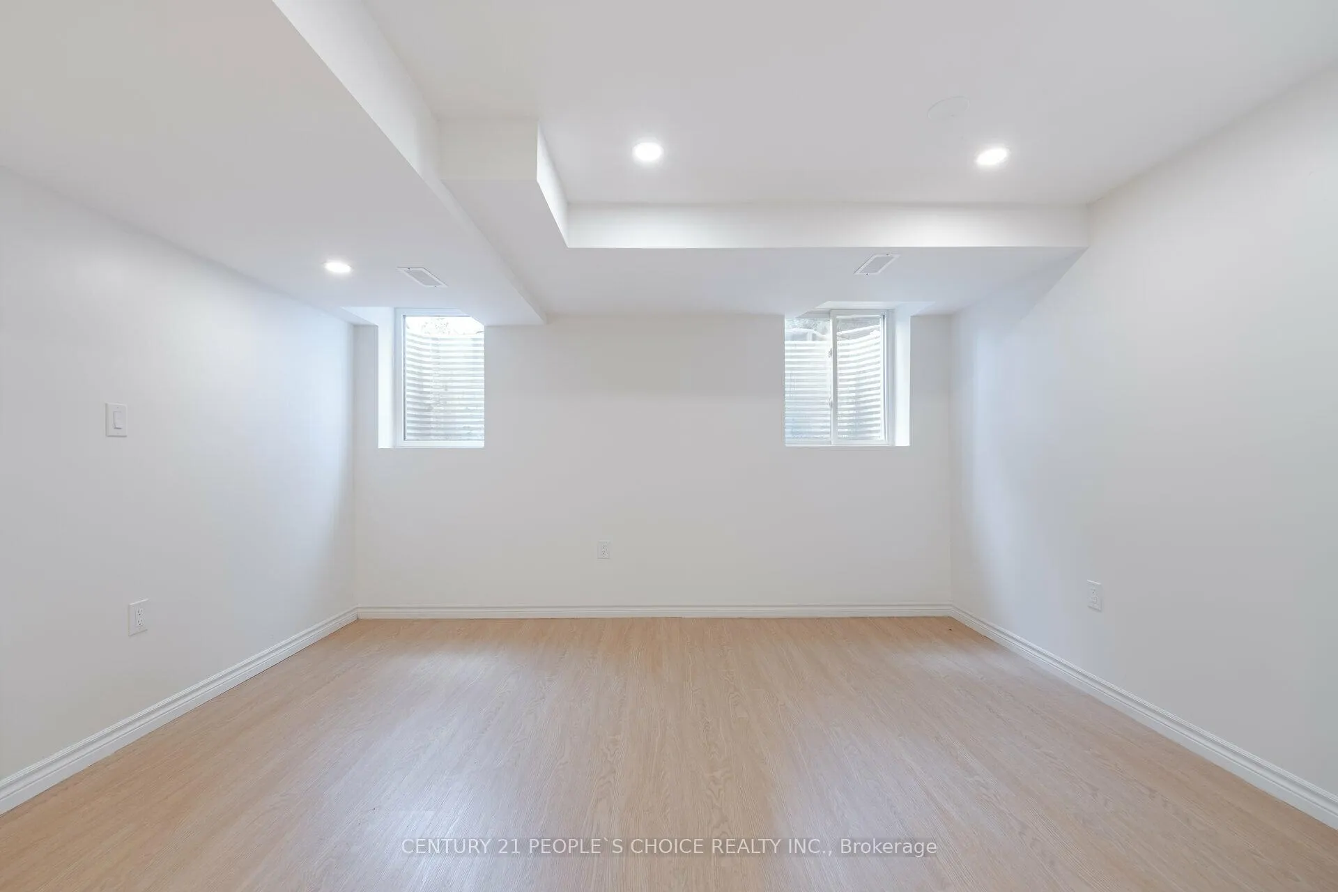 Photo 8 of Unit Bsmt, 5654 Dolmite Heights, Mississauga, Churchill Meadows — HOMEH