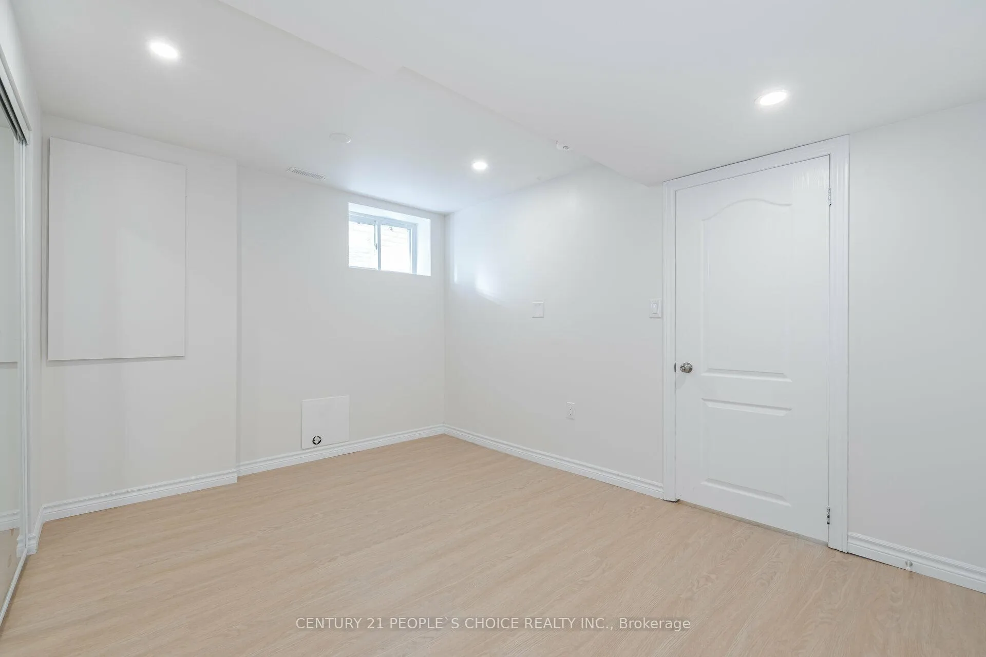 Photo 14 of Unit Bsmt, 5654 Dolmite Heights, Mississauga, Churchill Meadows — HOMEH