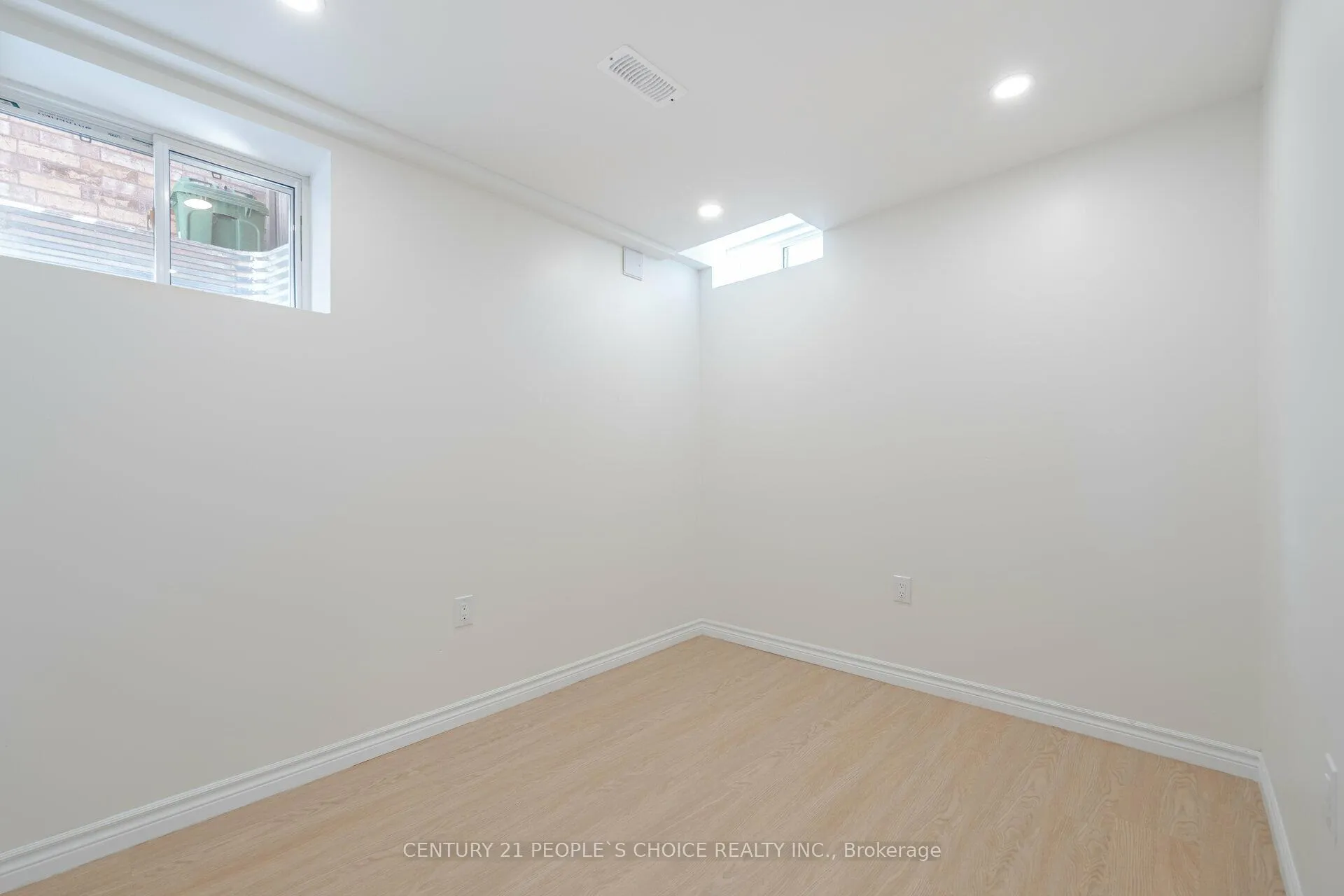 Photo 15 of Unit Bsmt, 5654 Dolmite Heights, Mississauga, Churchill Meadows — HOMEH