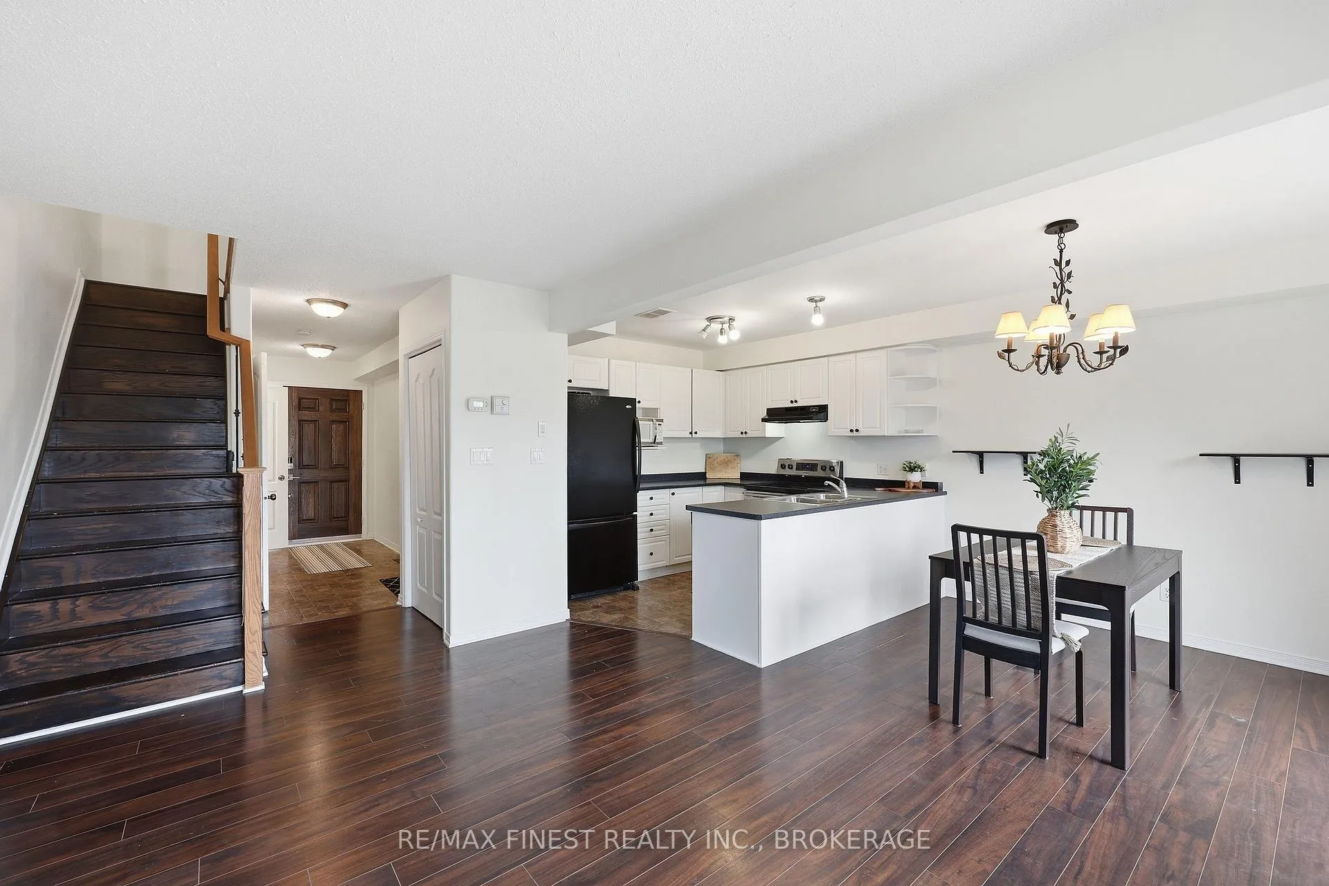 Photo 8 of 2189 Swanfield Street, Kingston, East Gardiners Rd — HOMEH