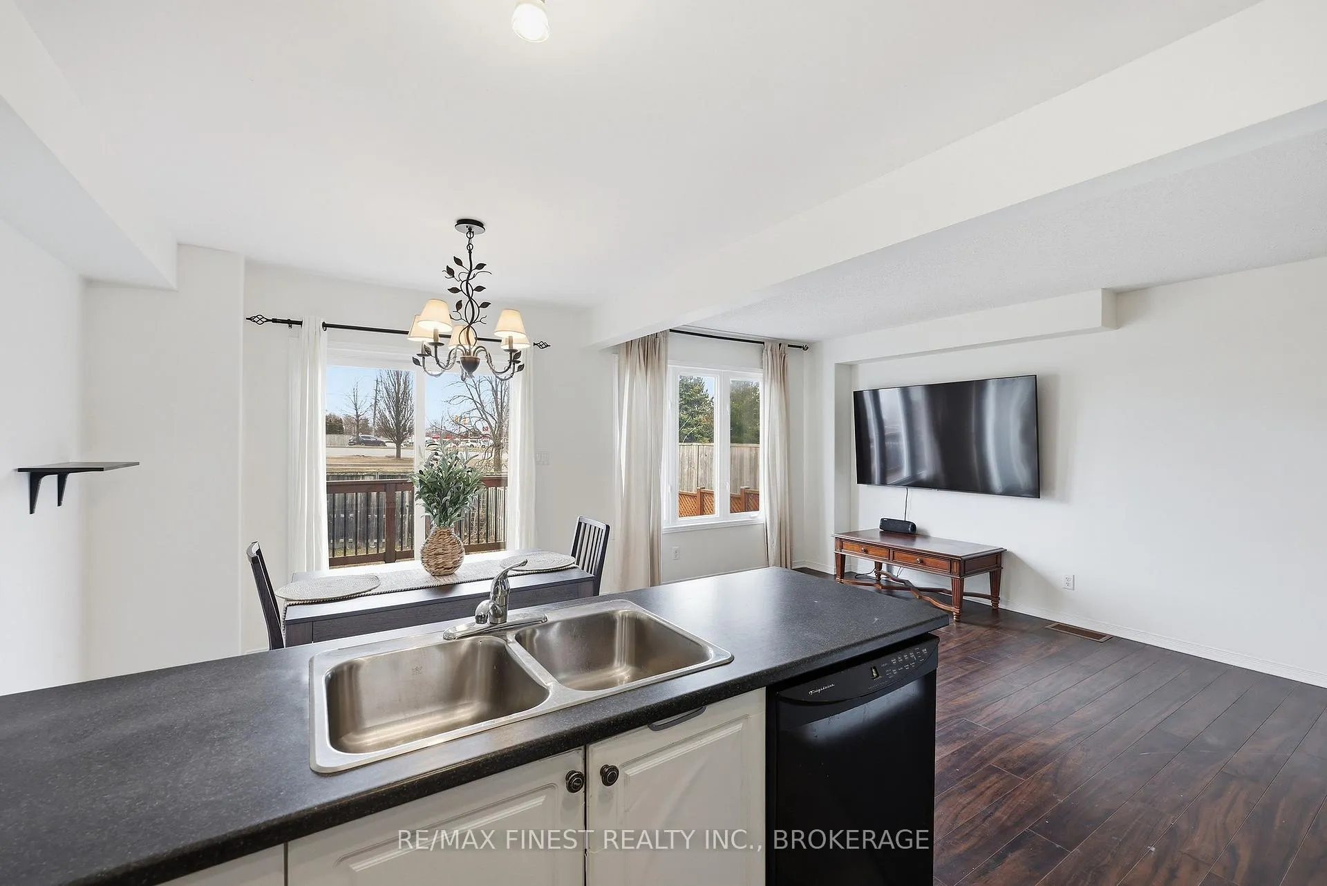 Photo 12 of 2189 Swanfield Street, Kingston, East Gardiners Rd — HOMEH