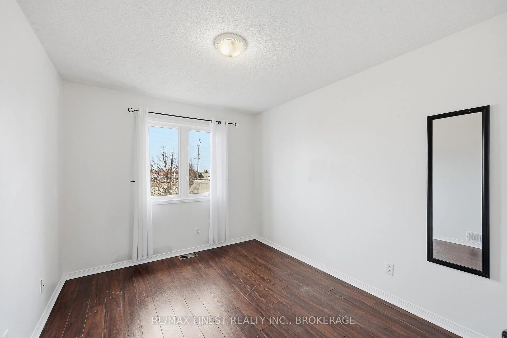 Photo 24 of 2189 Swanfield Street, Kingston, East Gardiners Rd — HOMEH