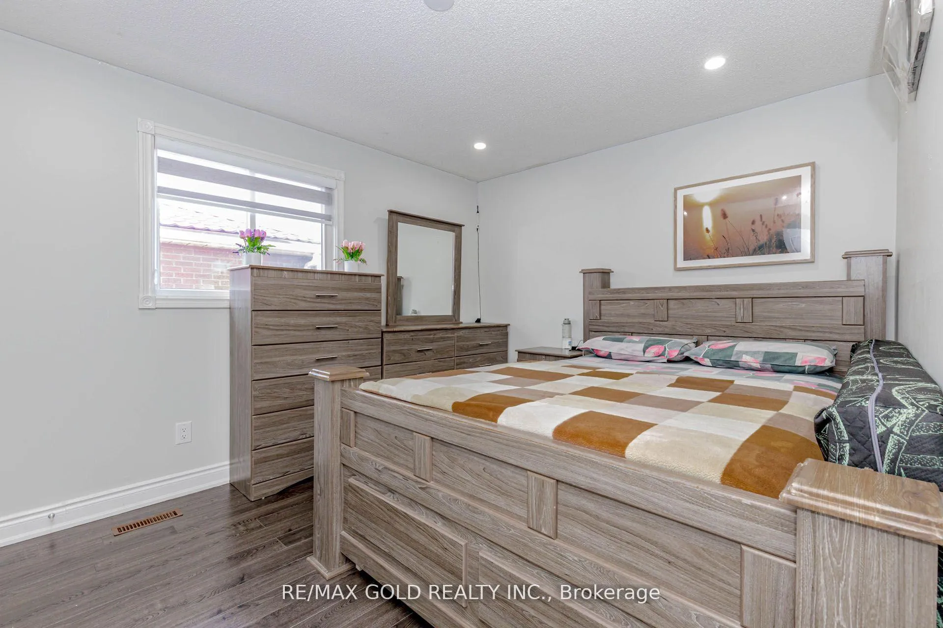 Photo 20 of 61 Kingknoll Drive, Brampton, Fletcher's Creek South — HOMEH