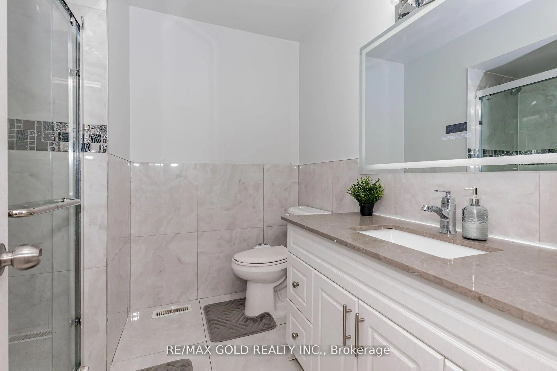 Photo 27 of 61 Kingknoll Drive, Brampton, Fletcher's Creek South — HOMEH