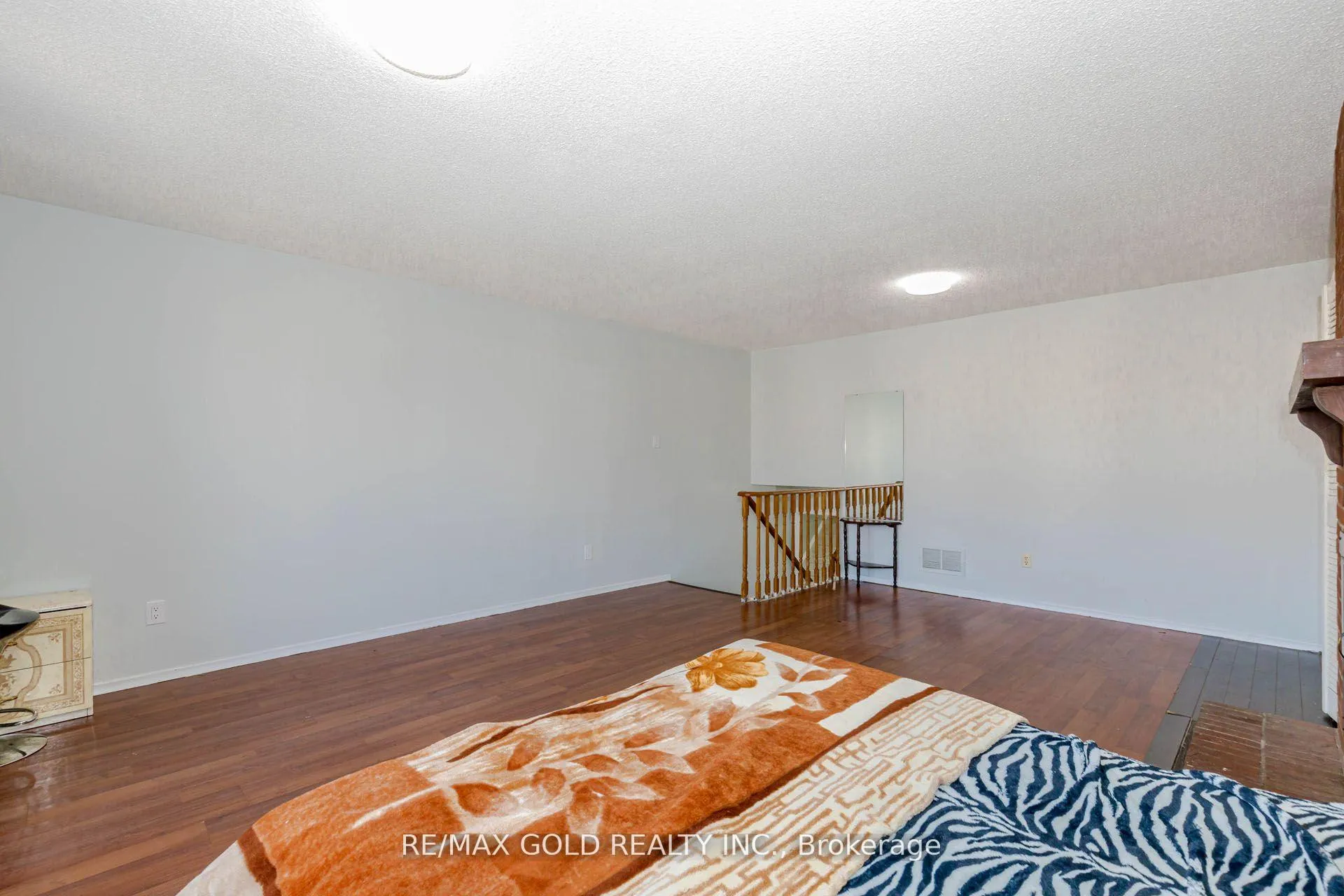 Photo 39 of 61 Kingknoll Drive, Brampton, Fletcher's Creek South — HOMEH