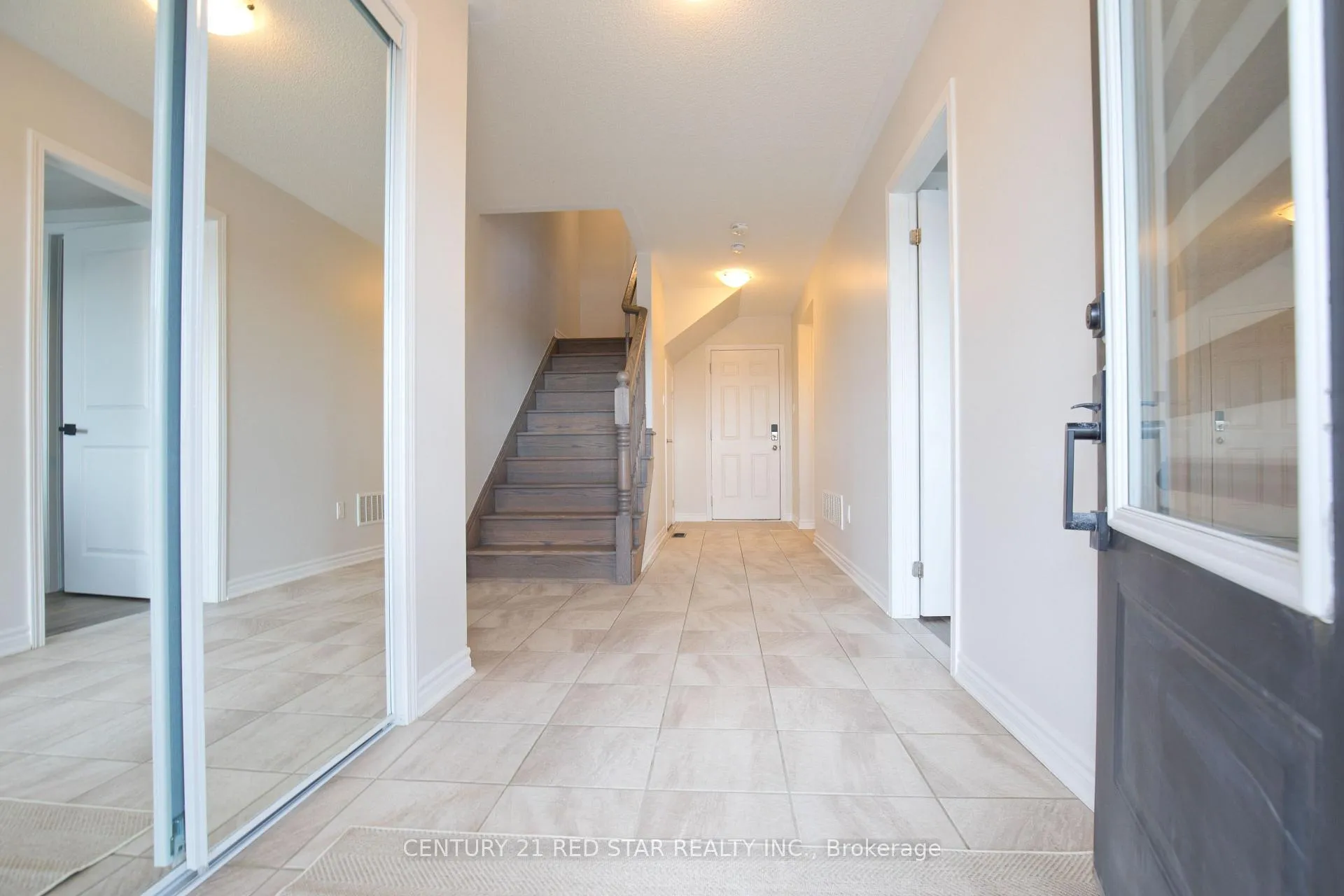 Photo 6 of 458 Remembrance Road, Brampton, Northwest Brampton — HOMEH