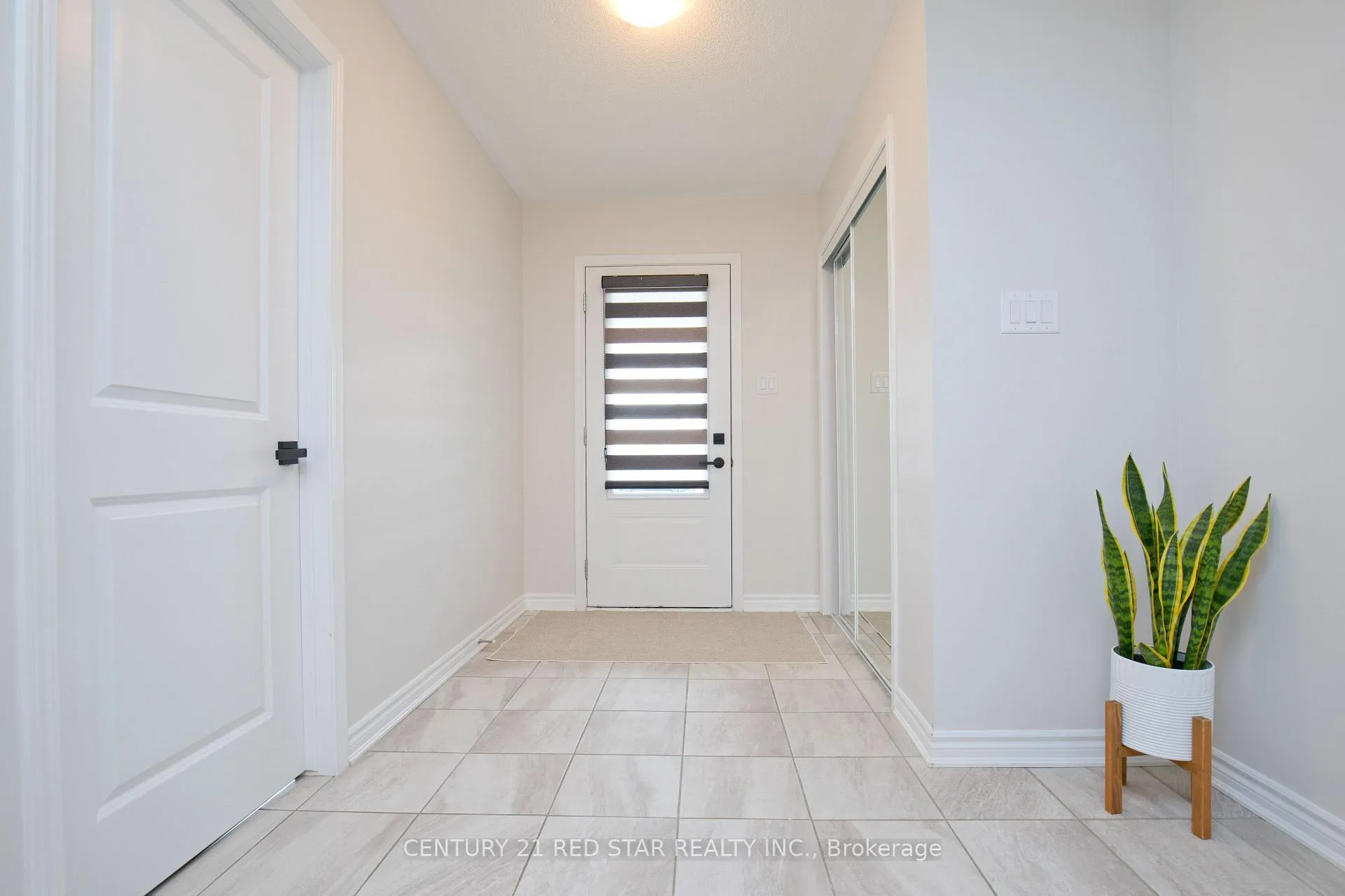 Photo 8 of 458 Remembrance Road, Brampton, Northwest Brampton — HOMEH