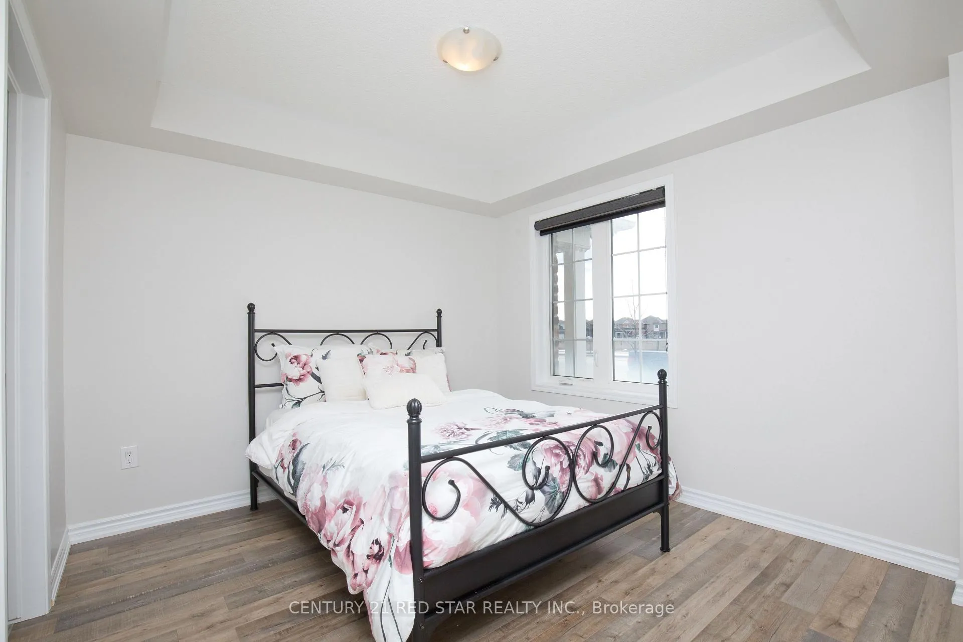 Photo 10 of 458 Remembrance Road, Brampton, Northwest Brampton — HOMEH