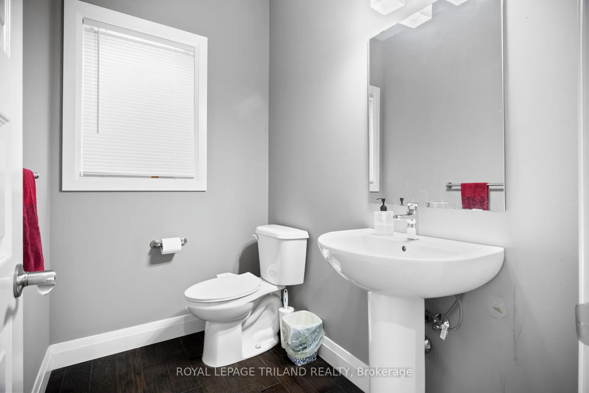 Photo 9 of 2382 Wickerson Road, London, South K — HOMEH