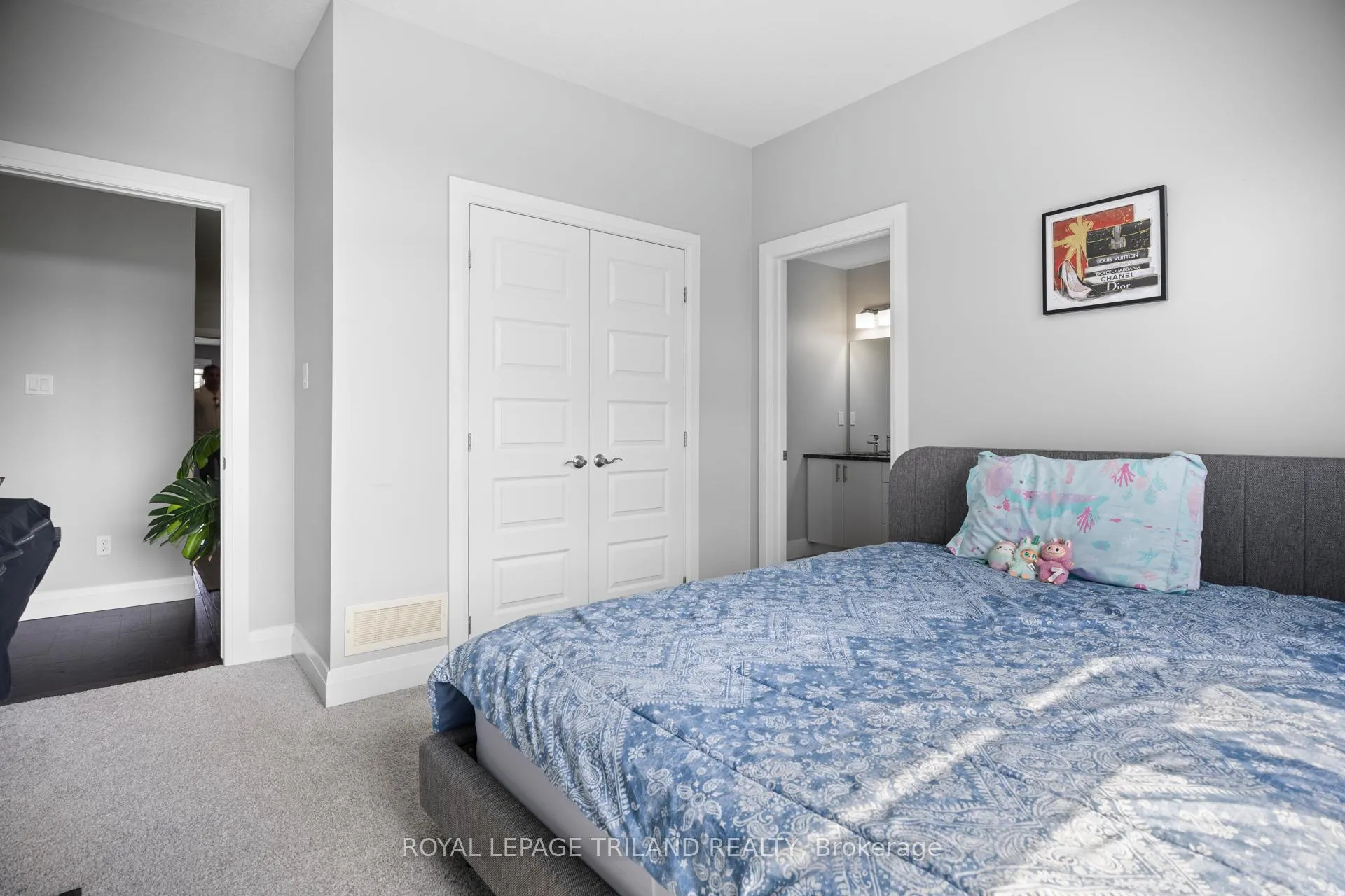 Photo 21 of 2382 Wickerson Road, London, South K — HOMEH