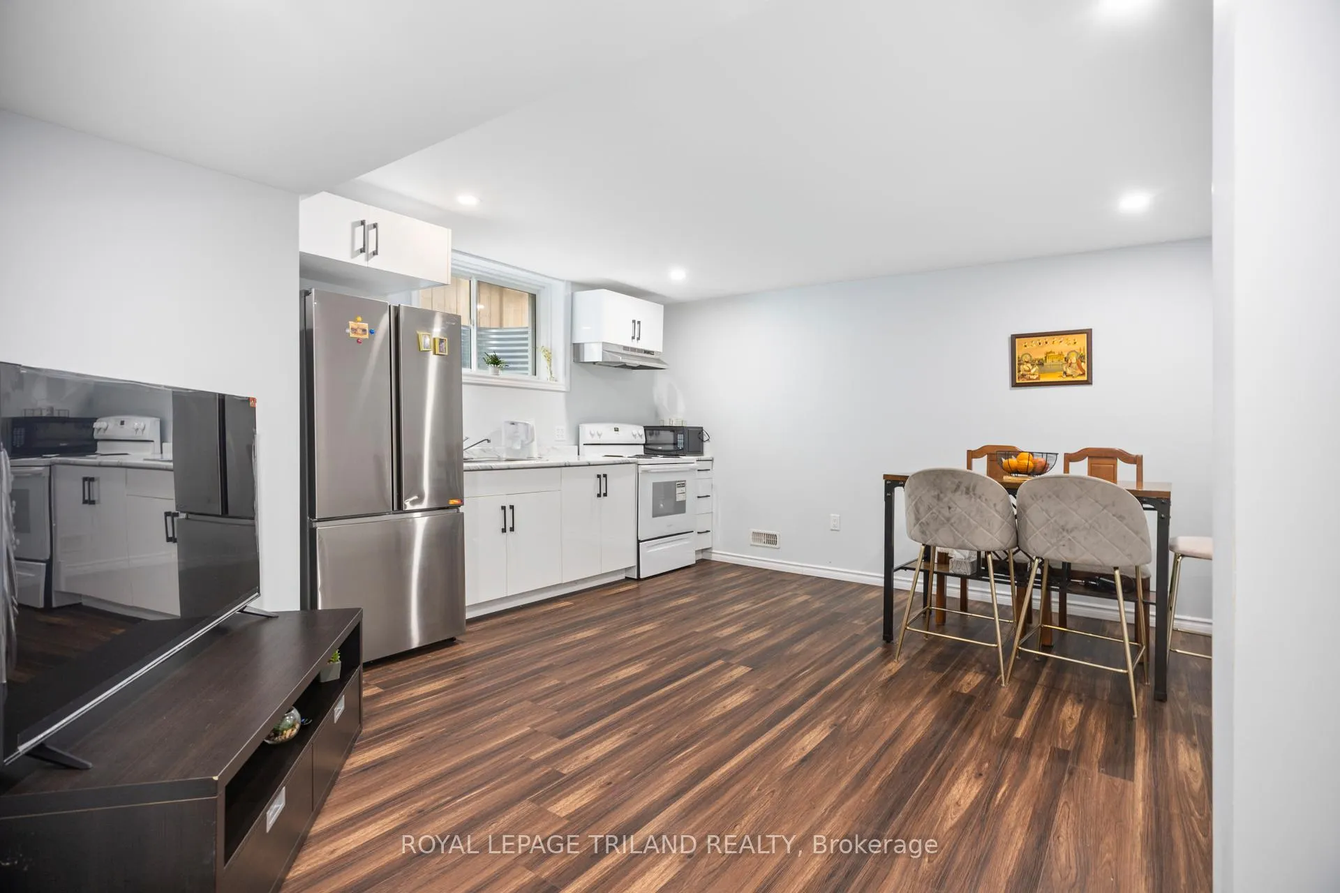 Photo 34 of 2382 Wickerson Road, London, South K — HOMEH