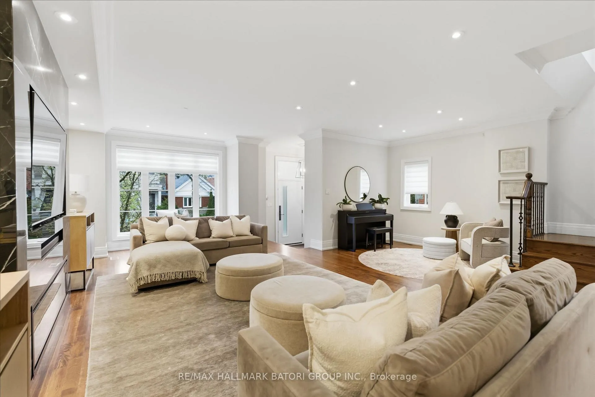 Photo 8 of 137 Latimer Avenue, Toronto, Lawrence Park South — HOMEH