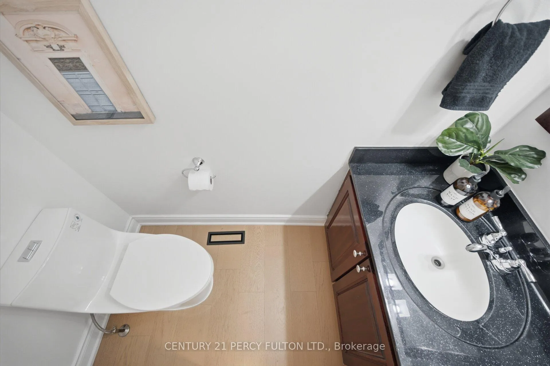 Photo 18 of 1825 Bronte Square, Pickering, Liverpool — HOMEH