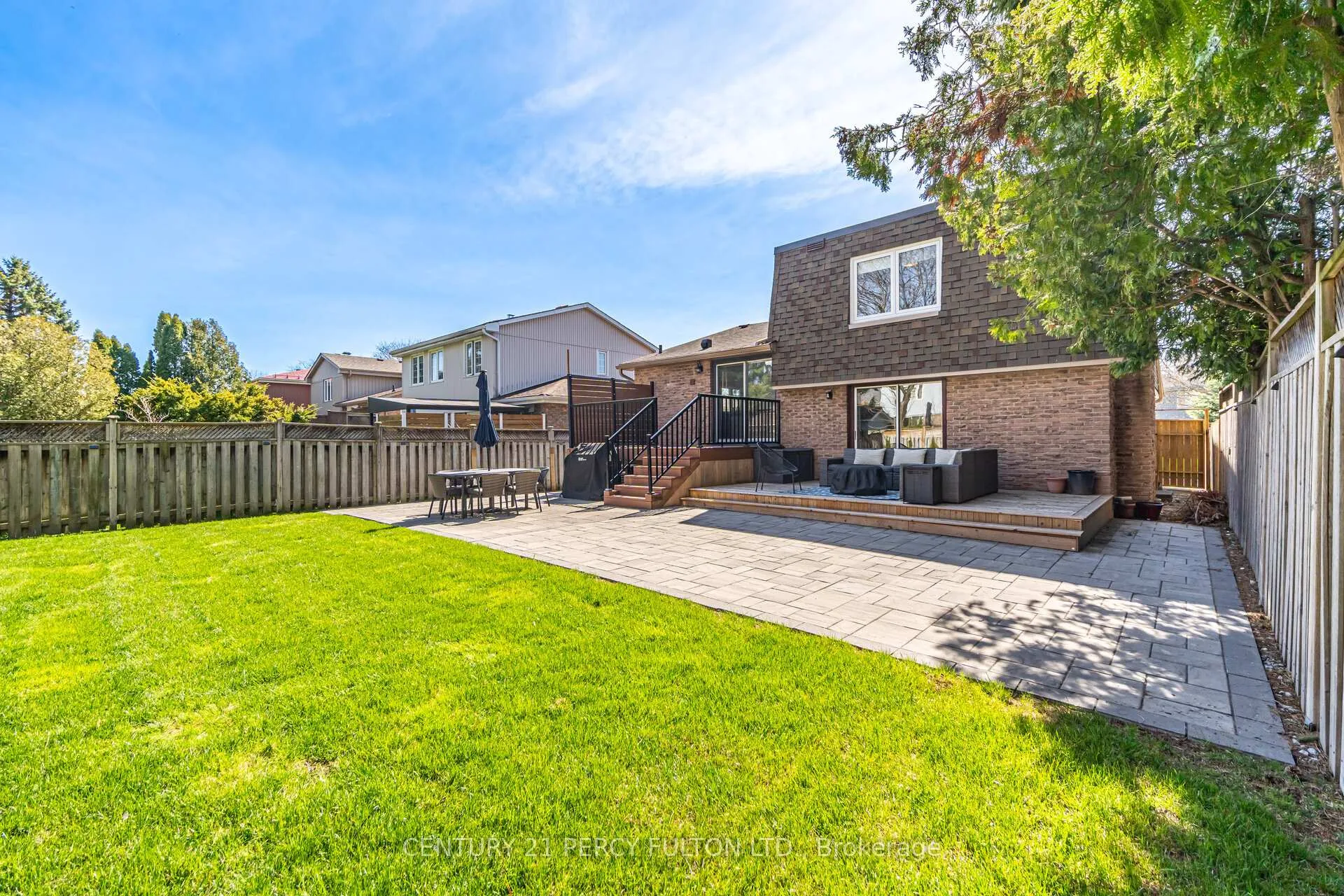 Photo 42 of 1825 Bronte Square, Pickering, Liverpool — HOMEH