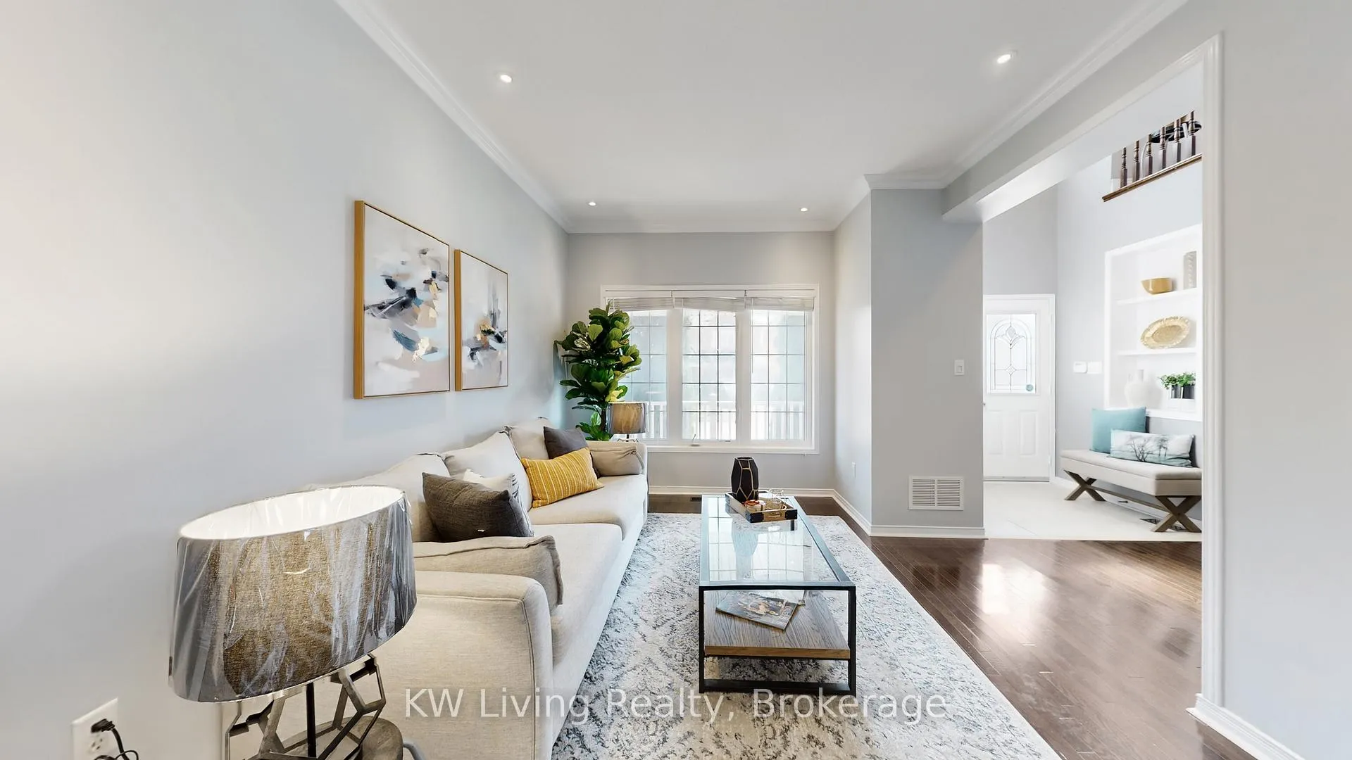 Photo 9 of 4 Heslop Street, Ajax, Northeast Ajax — HOMEH