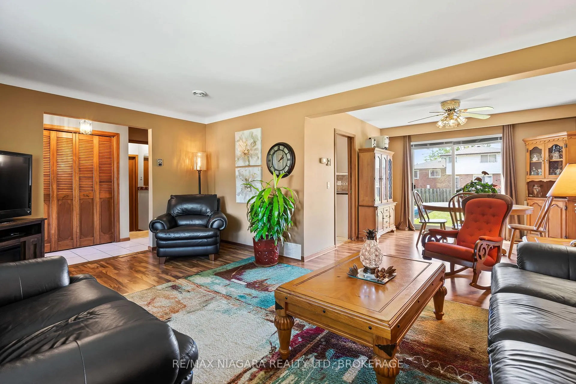 Photo 15 of 40 Gaspare Drive, Port Colborne, Sugarloaf — HOMEH