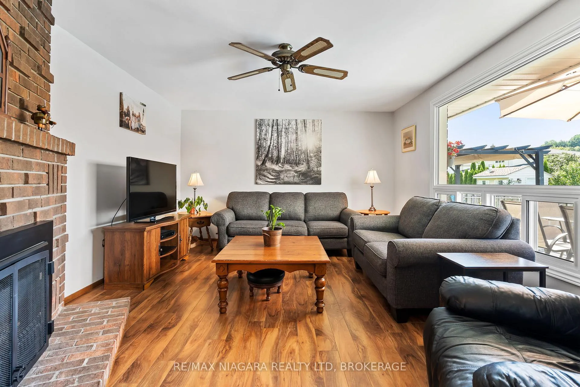 Photo 22 of 40 Gaspare Drive, Port Colborne, Sugarloaf — HOMEH