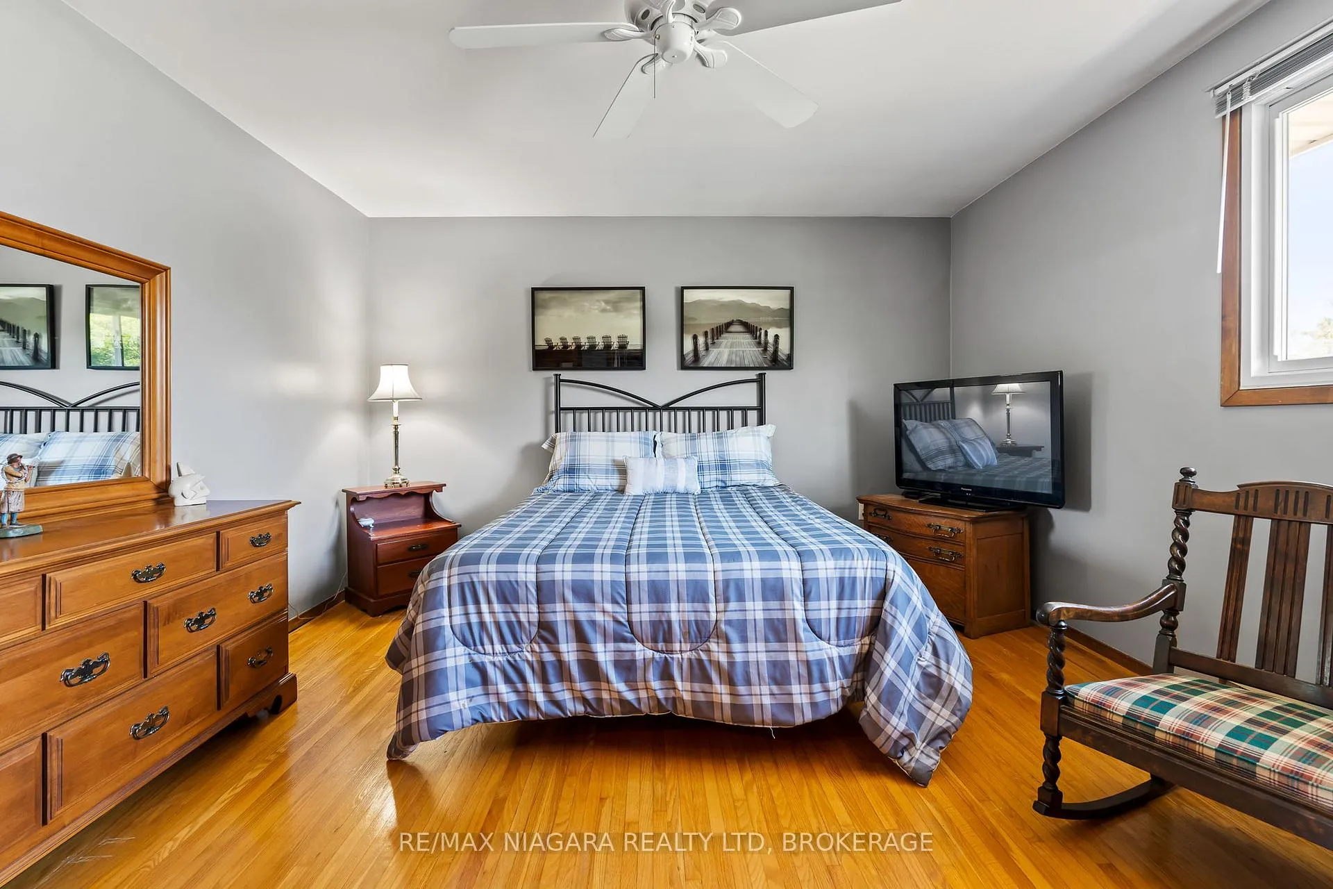 Photo 26 of 40 Gaspare Drive, Port Colborne, Sugarloaf — HOMEH
