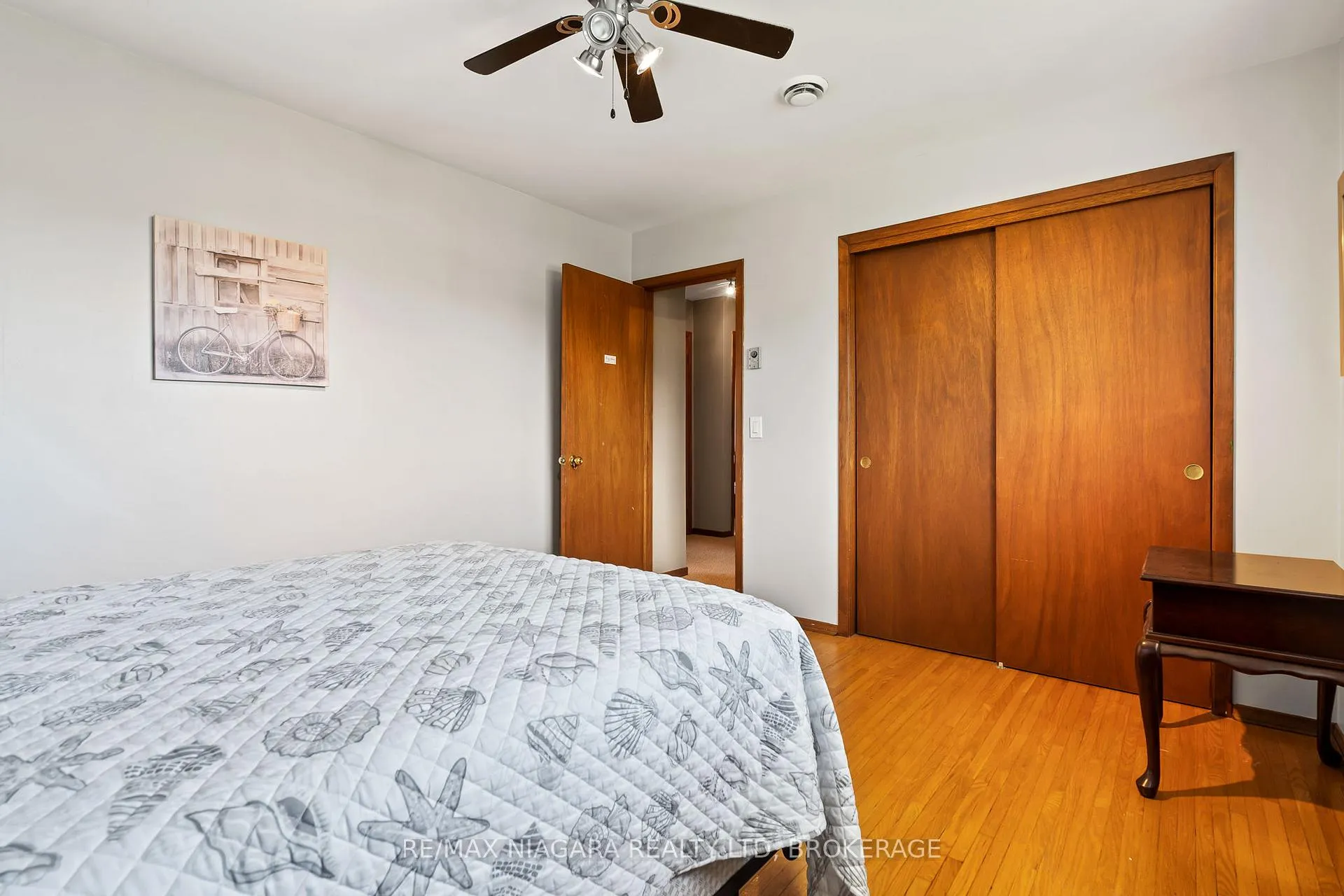 Photo 29 of 40 Gaspare Drive, Port Colborne, Sugarloaf — HOMEH
