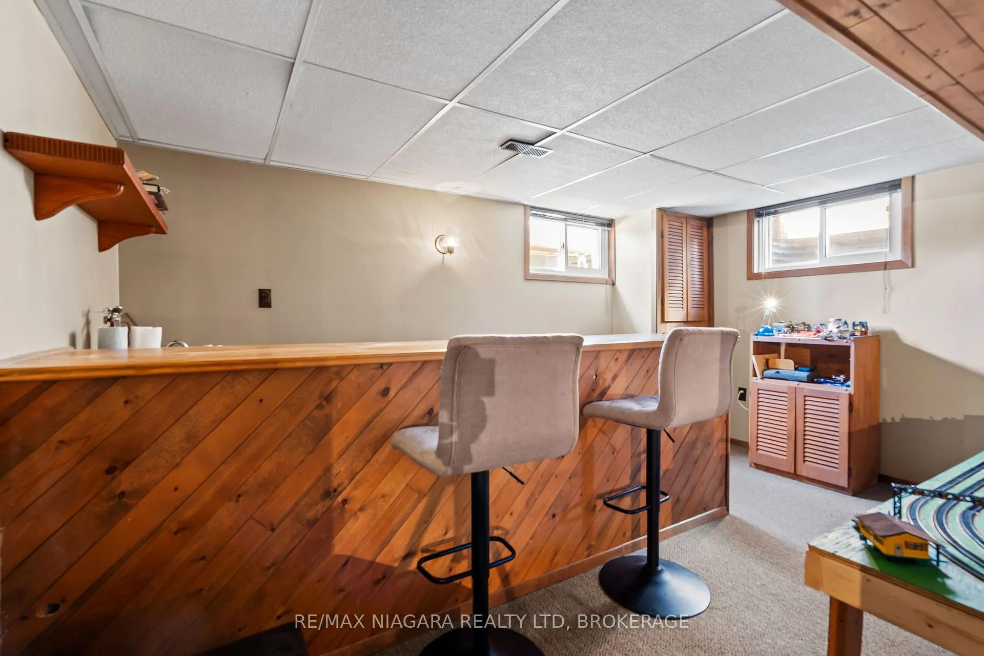 Photo 32 of 40 Gaspare Drive, Port Colborne, Sugarloaf — HOMEH