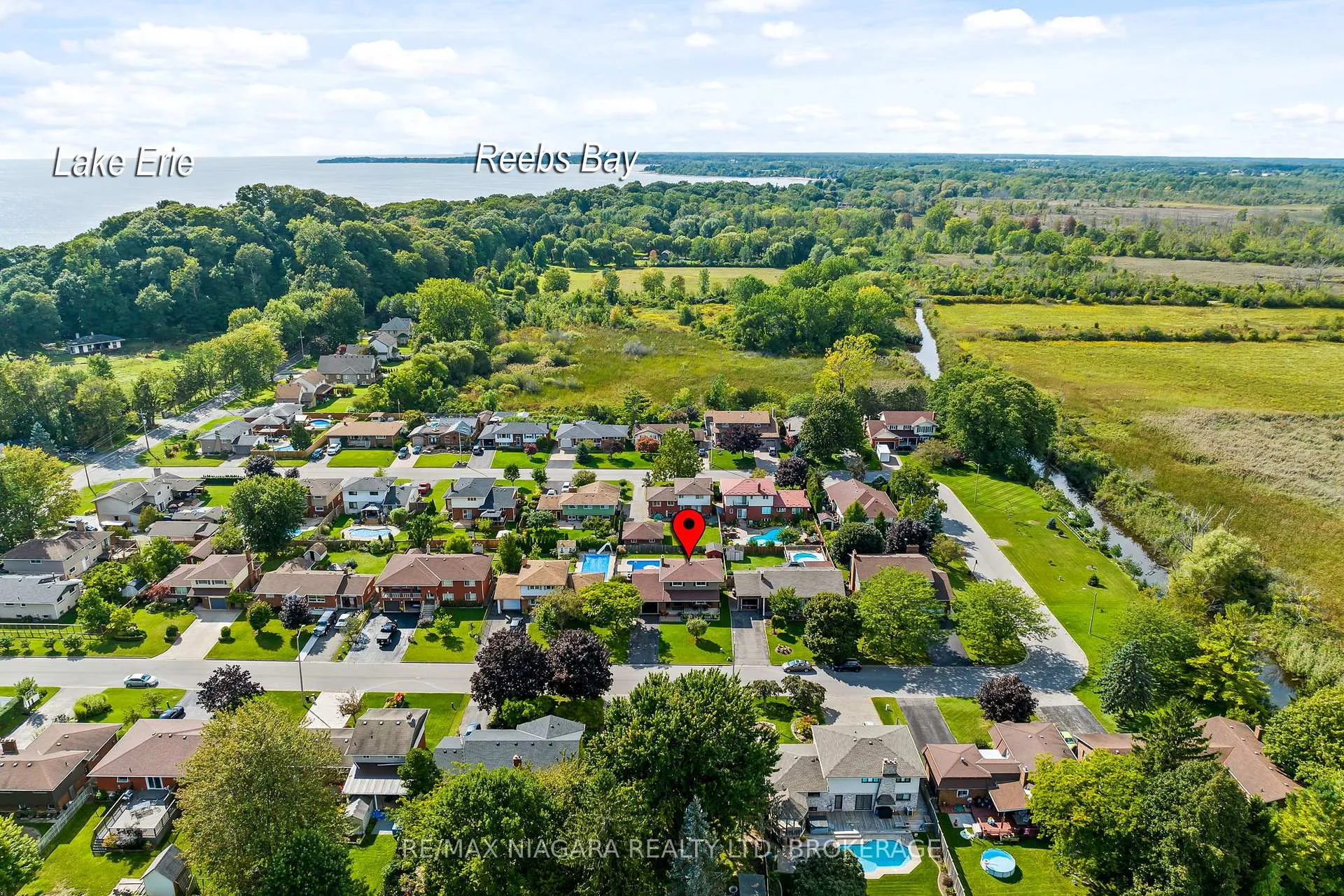 Photo 39 of 40 Gaspare Drive, Port Colborne, Sugarloaf — HOMEH