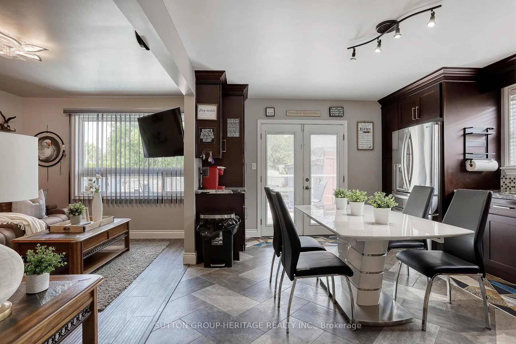 Photo 5 of 342 Olive Avenue, Oshawa, Central — HOMEH