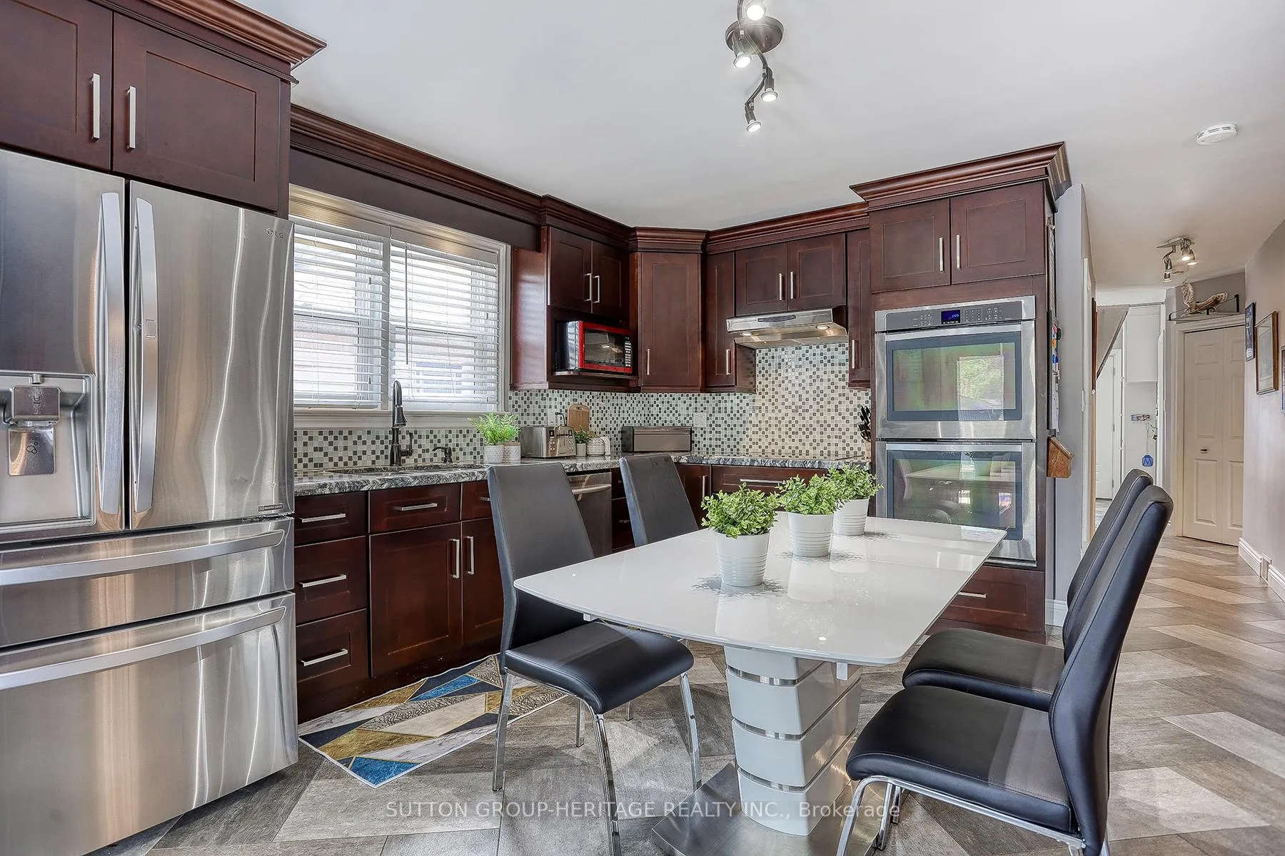 Photo 8 of 342 Olive Avenue, Oshawa, Central — HOMEH