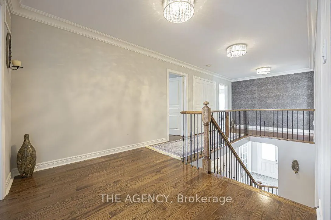 Photo 23 of 48 Tonner Crescent, Aurora, Bayview Northeast — HOMEH