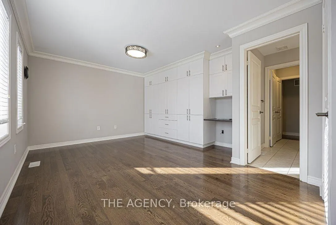 Photo 35 of 48 Tonner Crescent, Aurora, Bayview Northeast — HOMEH