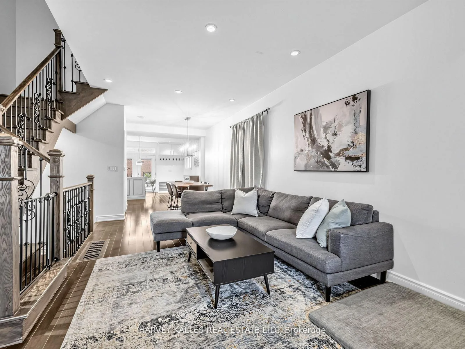 Photo 4 of 358 Mortimer Avenue, Toronto, Danforth Village-East York — HOMEH