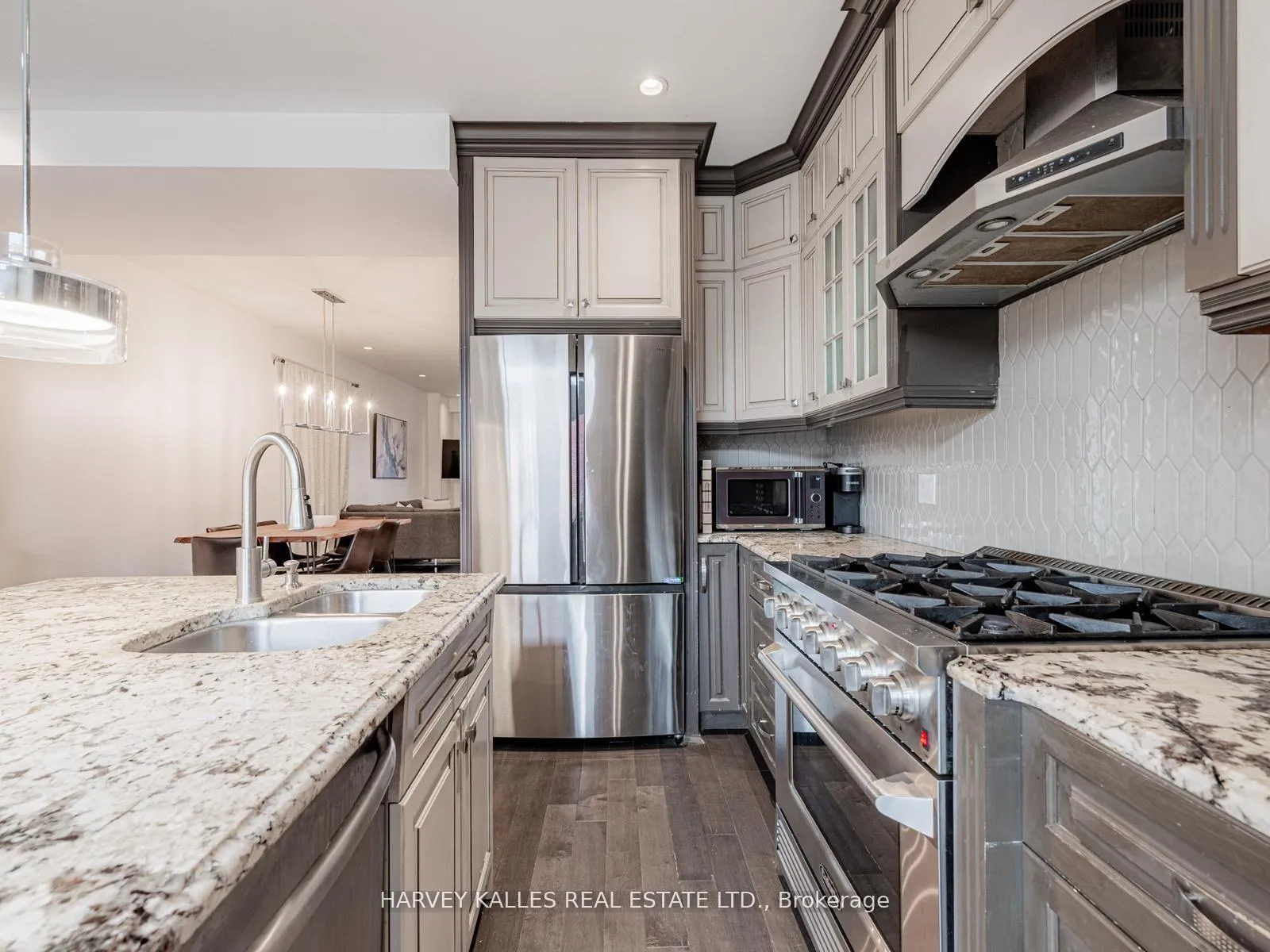 Photo 17 of 358 Mortimer Avenue, Toronto, Danforth Village-East York — HOMEH