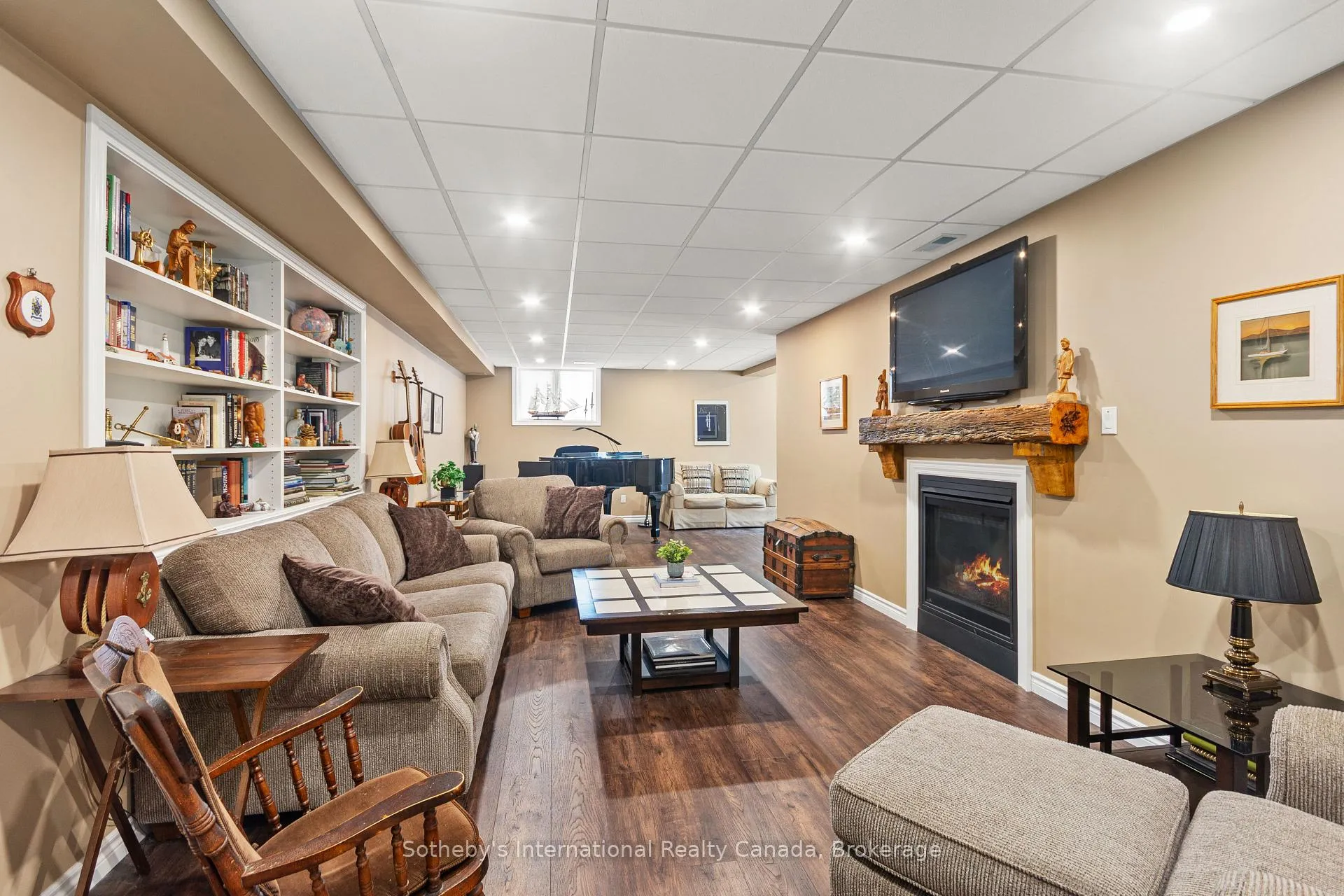 Photo 20 of 156 Moreau Parkway, Tiny, Rural Tiny — HOMEH