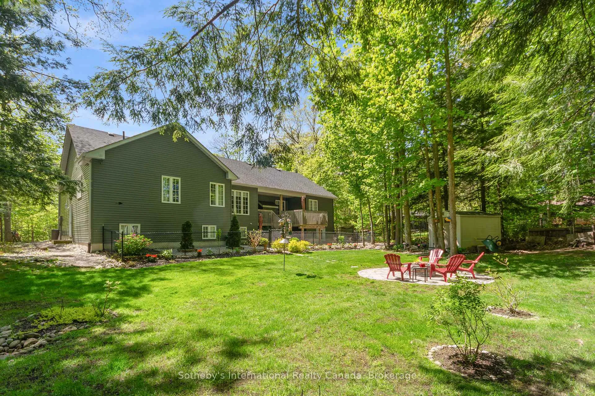 Photo 33 of 156 Moreau Parkway, Tiny, Rural Tiny — HOMEH