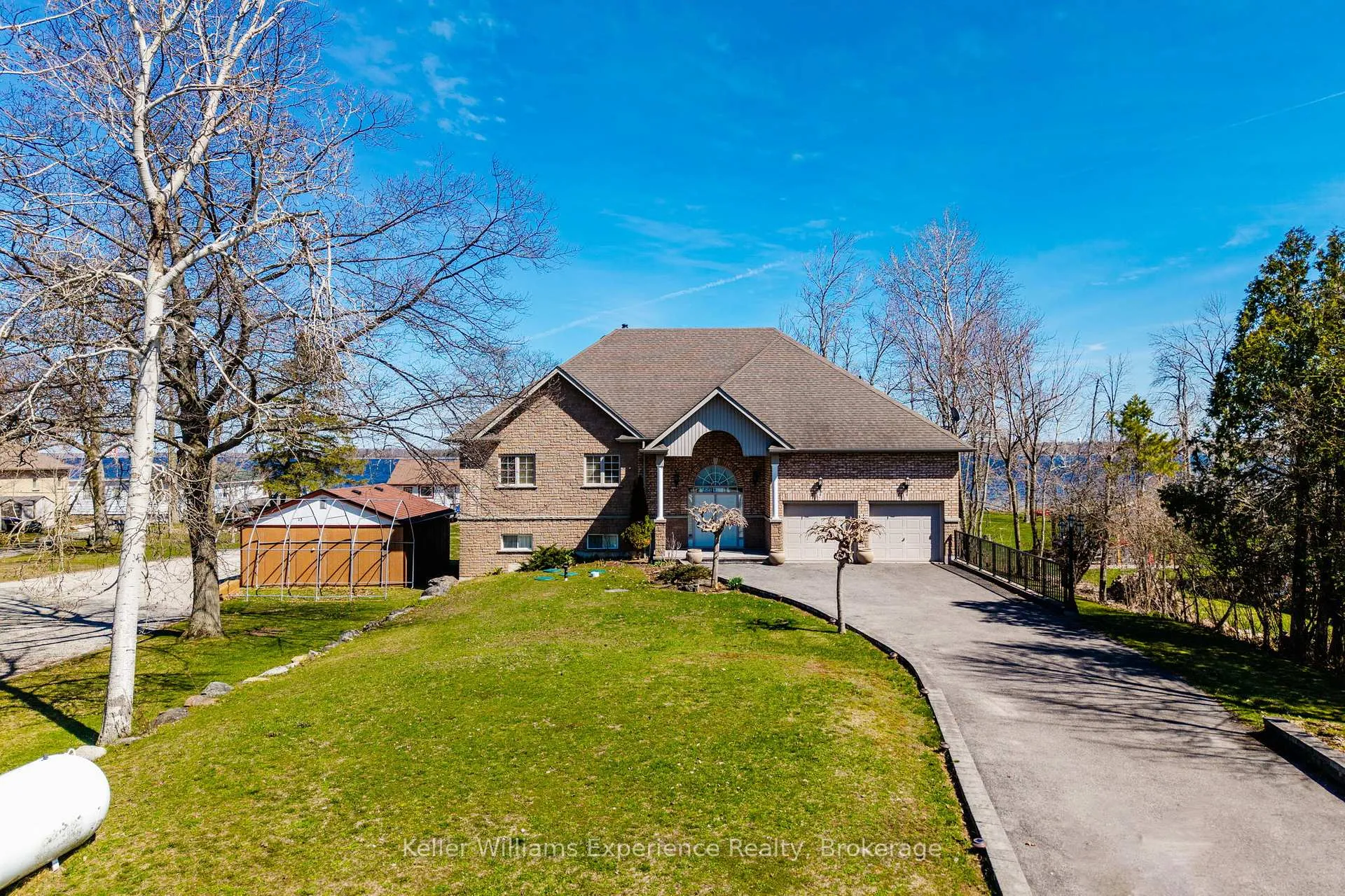 Photo 1 of 81 Silver Birch Crescent, Tay, Port McNicoll — HOMEH