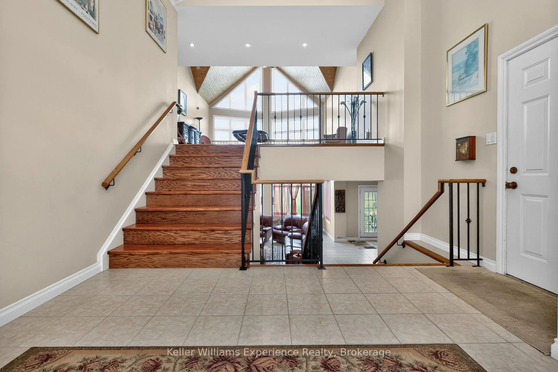 Photo 7 of 81 Silver Birch Crescent, Tay, Port McNicoll — HOMEH