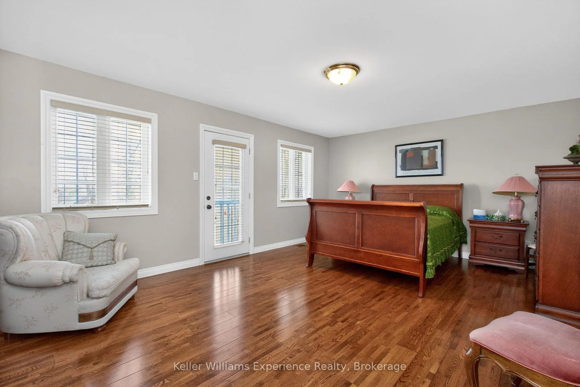 Photo 23 of 81 Silver Birch Crescent, Tay, Port McNicoll — HOMEH