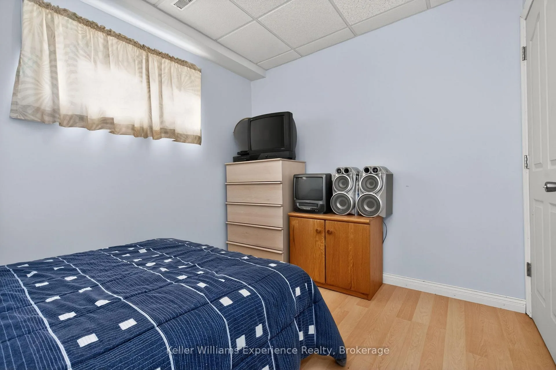 Photo 32 of 81 Silver Birch Crescent, Tay, Port McNicoll — HOMEH