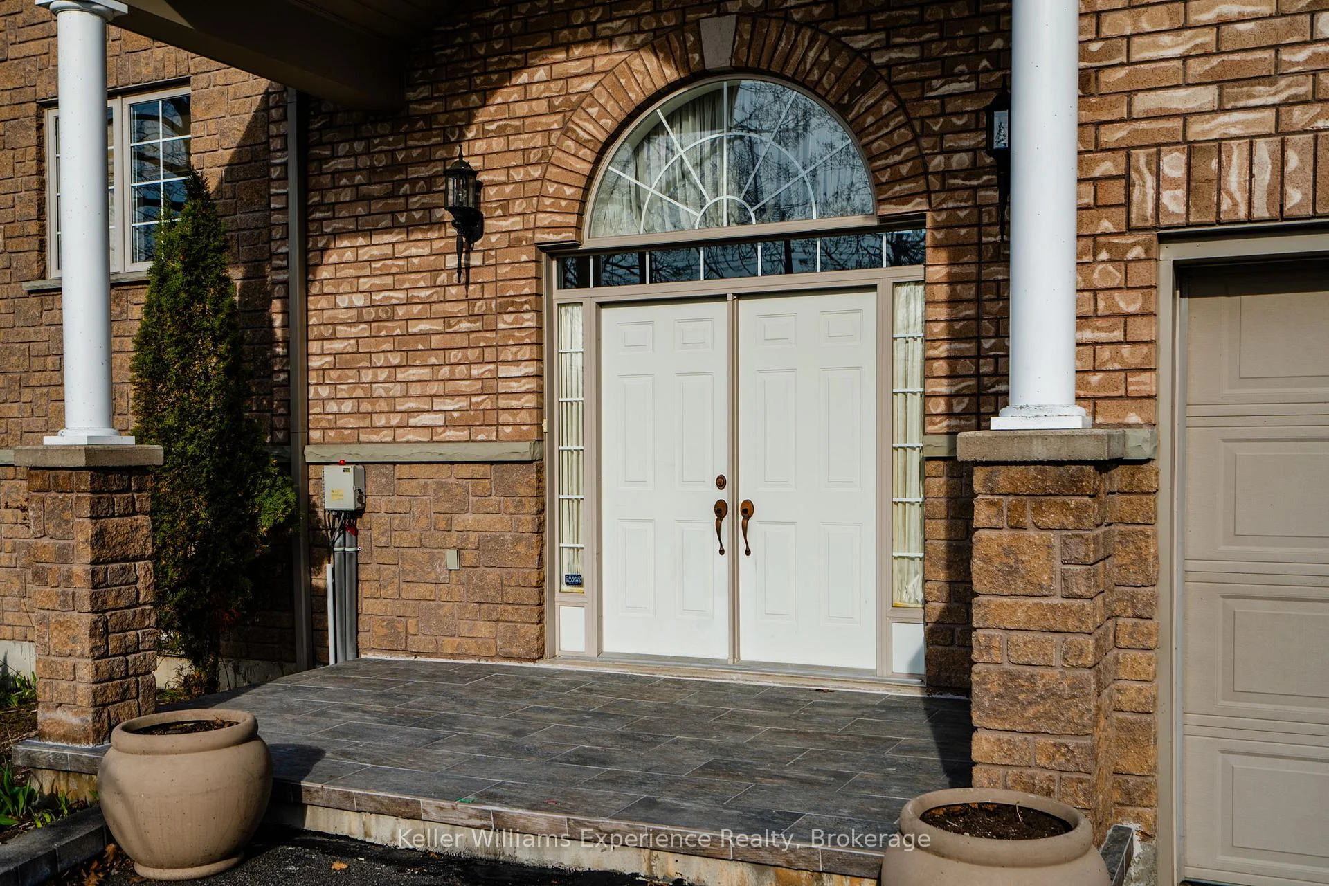 Photo 5 of 81 Silver Birch Crescent, Tay, Port McNicoll — HOMEH