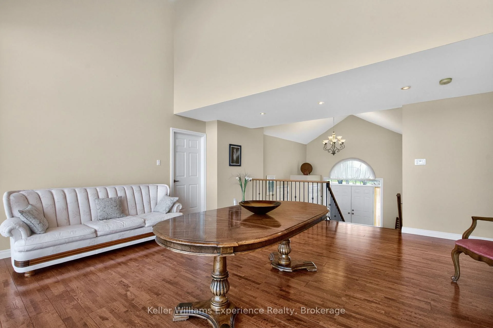 Photo 21 of 81 Silver Birch Crescent, Tay, Port McNicoll — HOMEH