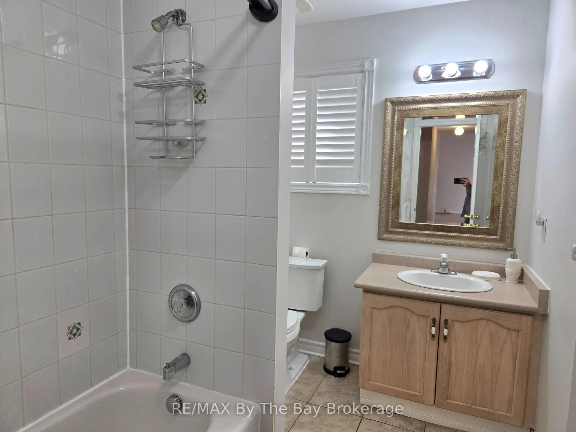 Photo 21 of Unit Unit A, 31 Forest Avenue, Wasaga Beach — HOMEH