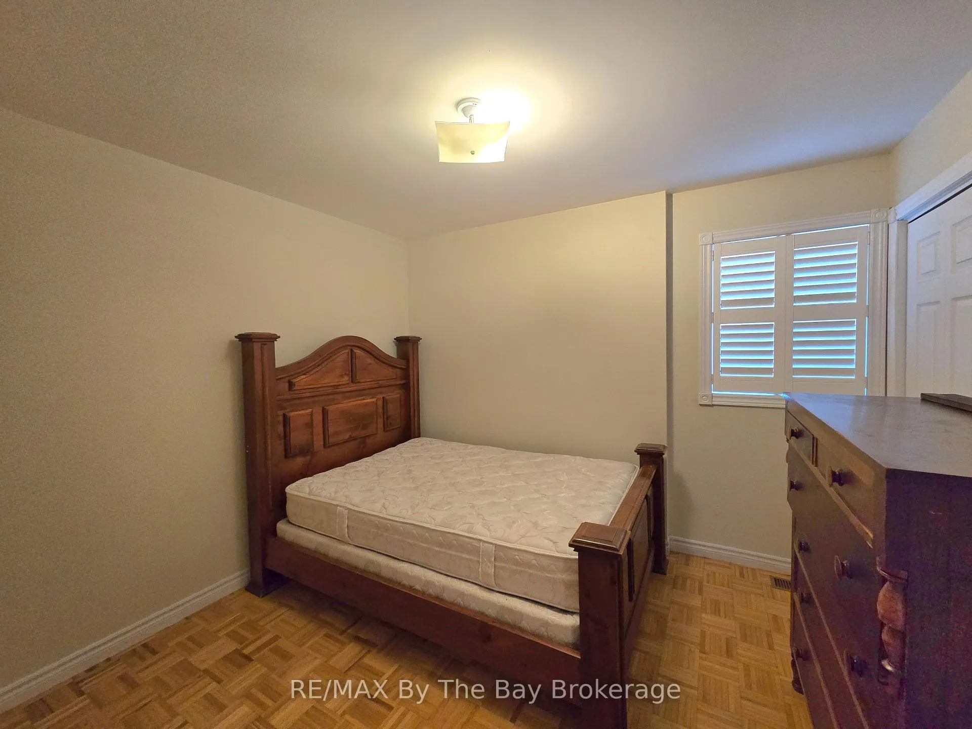 Photo 22 of Unit Unit A, 31 Forest Avenue, Wasaga Beach — HOMEH