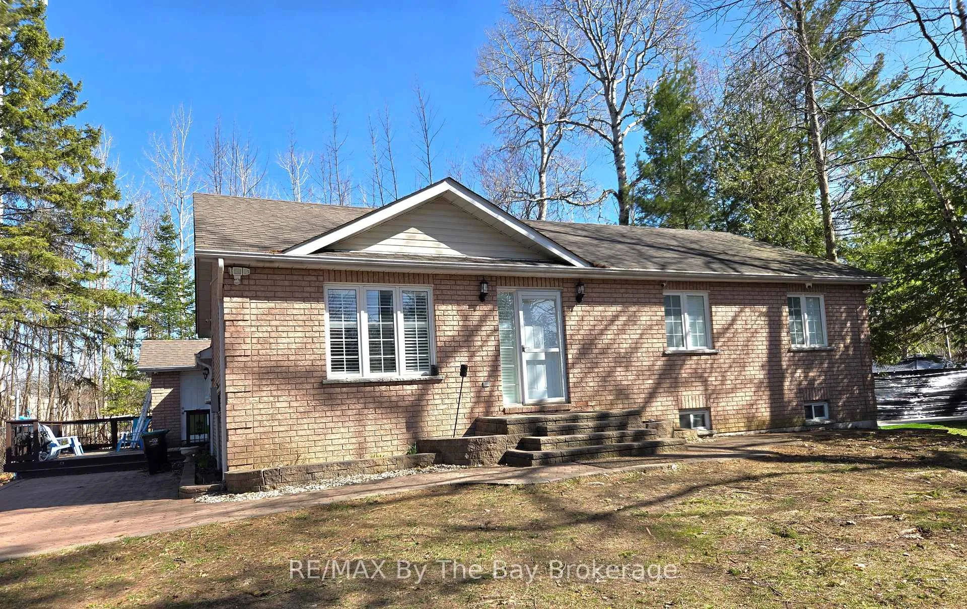 Photo 26 of Unit Unit A, 31 Forest Avenue, Wasaga Beach — HOMEH