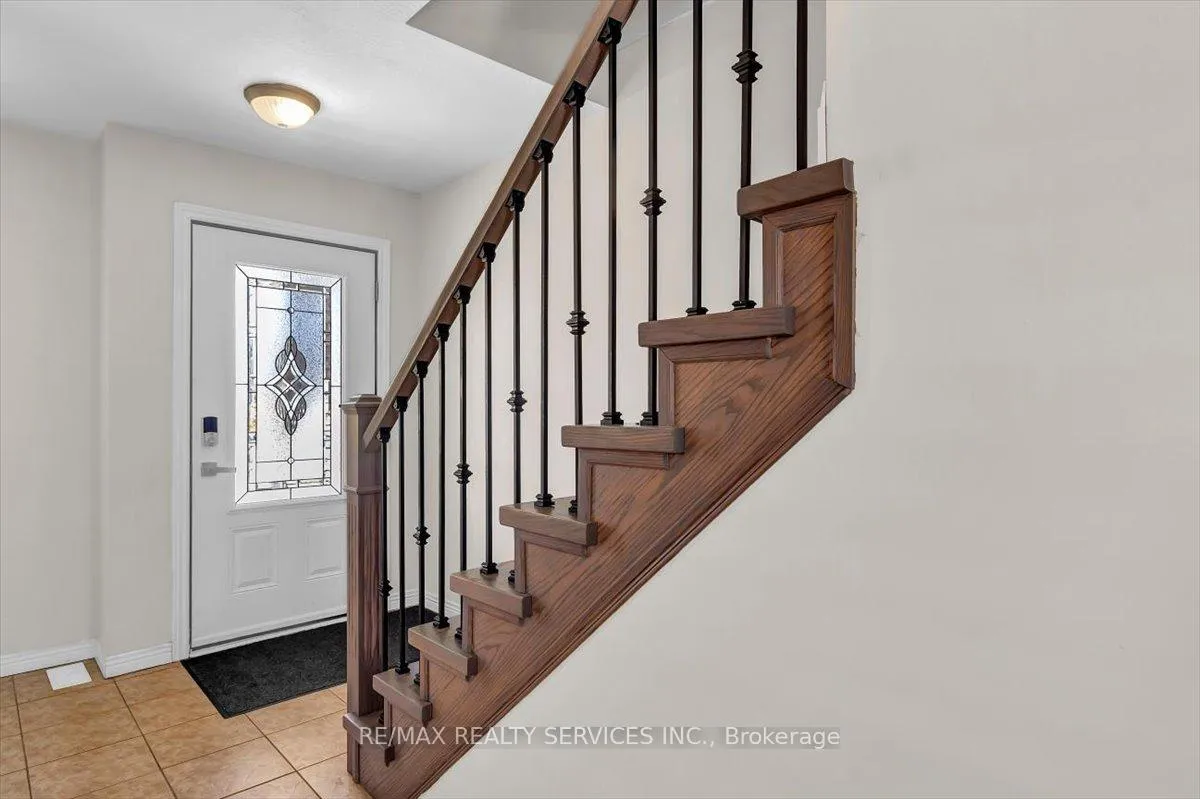 Photo 5 of 20 Tossell Avenue, Hamilton, Hannon — HOMEH