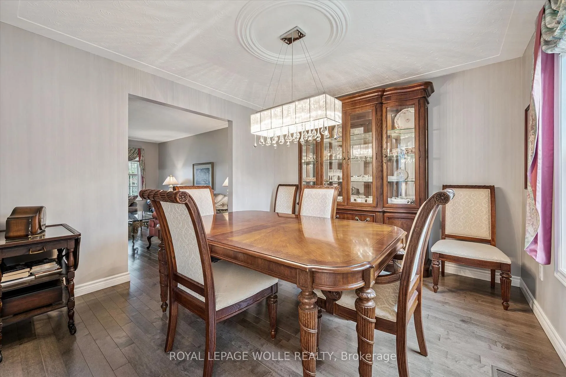 Photo 11 of 42 Trailview Drive, Kitchener — HOMEH