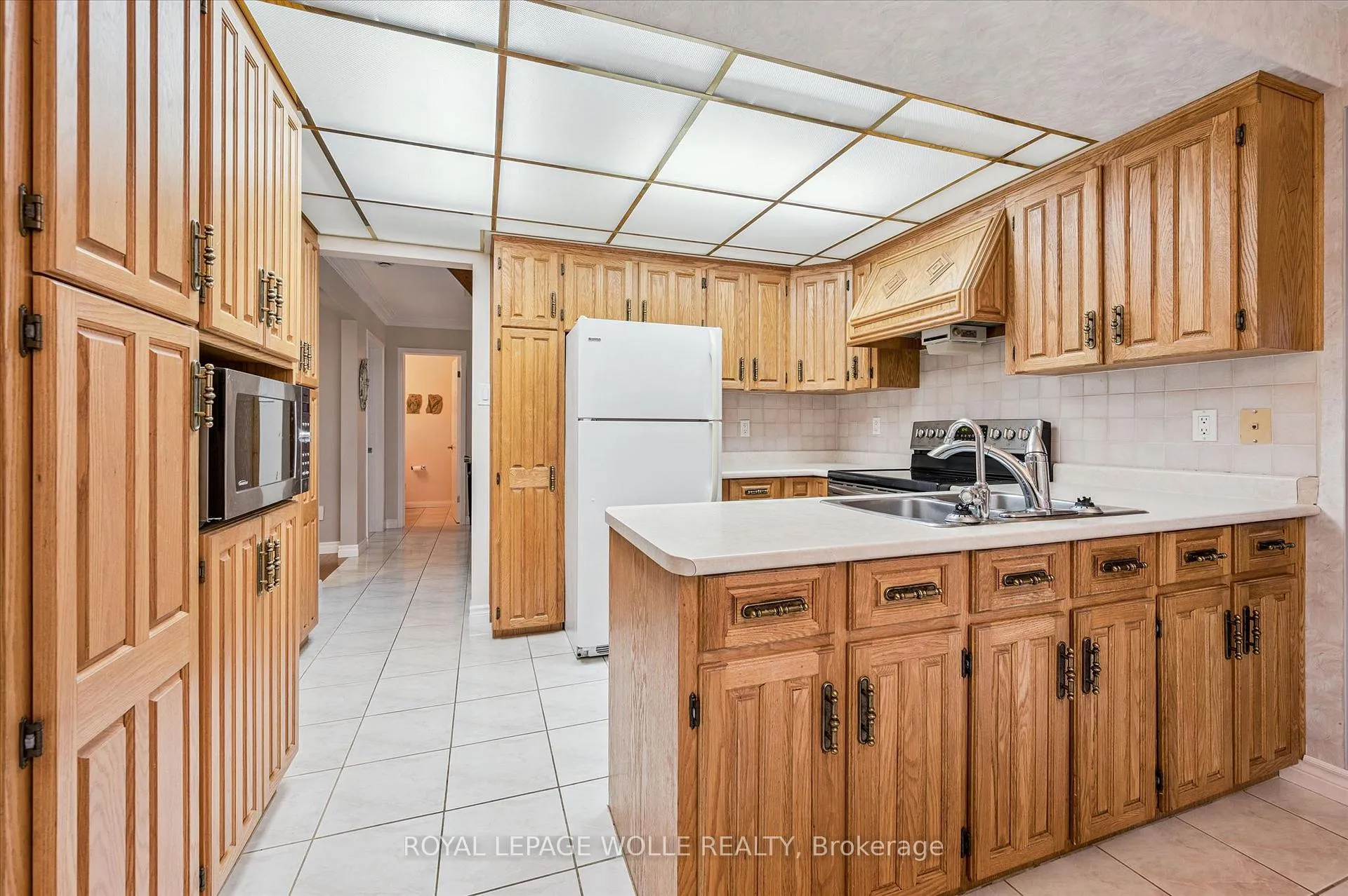 Photo 13 of 42 Trailview Drive, Kitchener — HOMEH