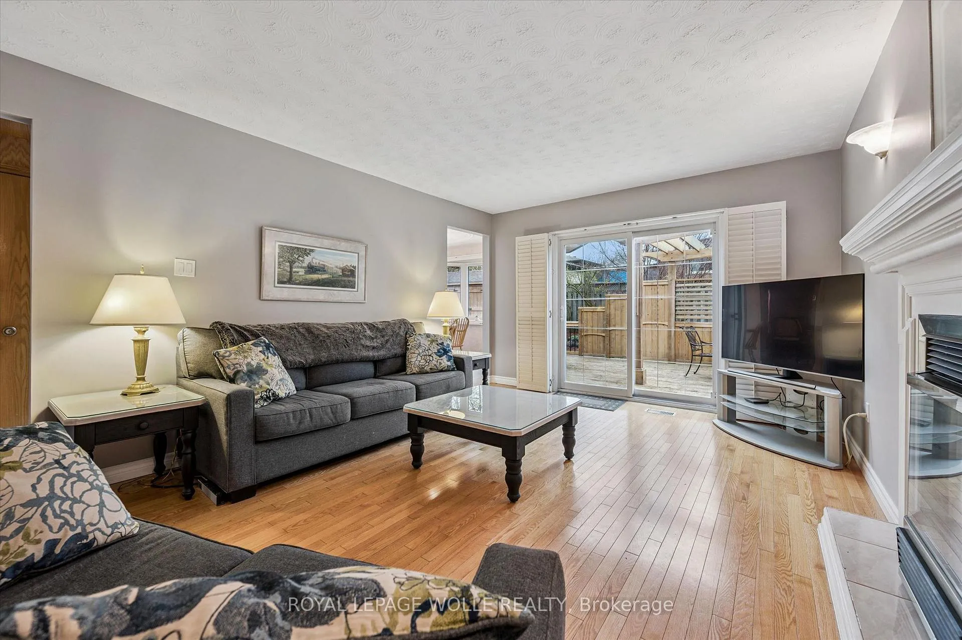 Photo 17 of 42 Trailview Drive, Kitchener — HOMEH