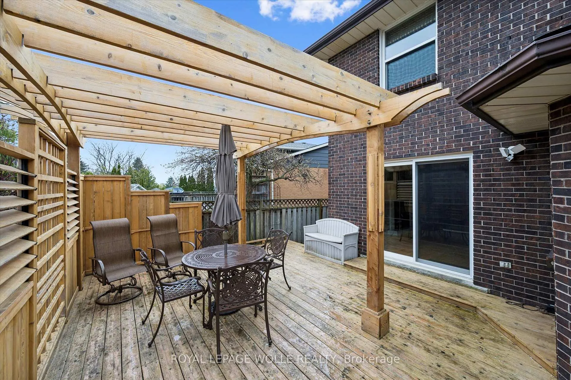 Photo 38 of 42 Trailview Drive, Kitchener — HOMEH
