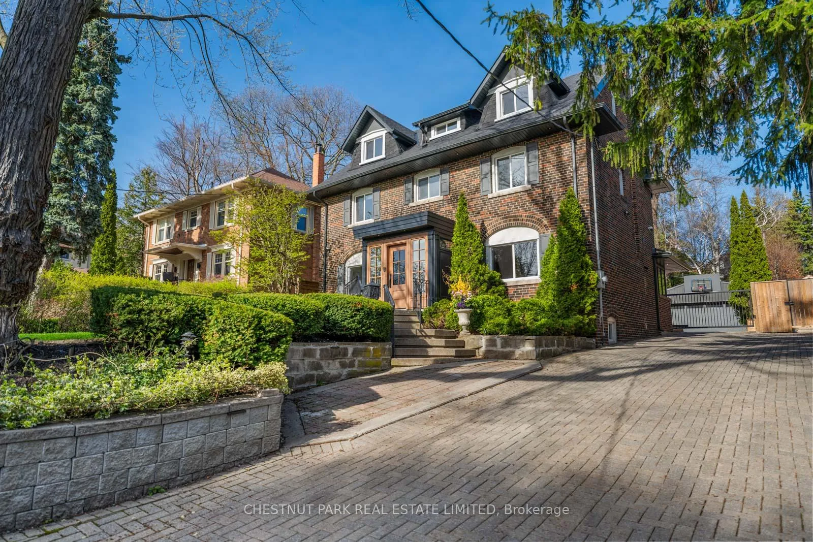 Photo 1 of 35 Weybourne Crescent, Toronto, Lawrence Park South — HOMEH