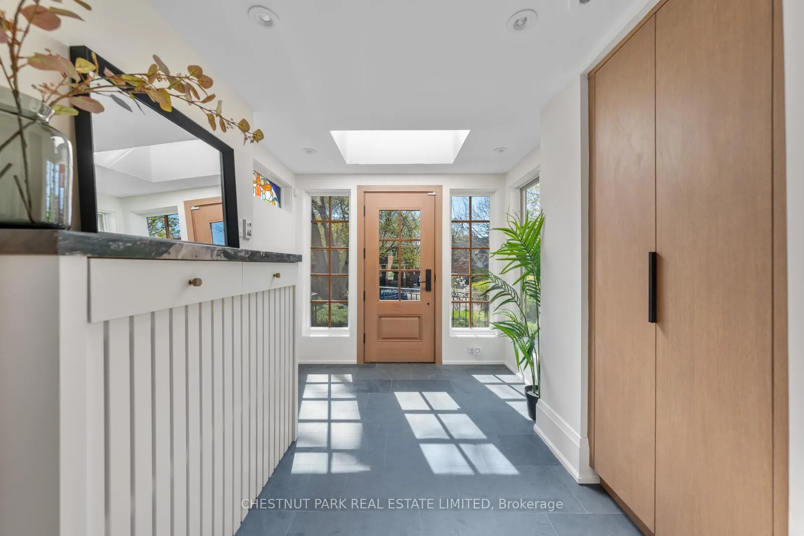 Photo 8 of 35 Weybourne Crescent, Toronto, Lawrence Park South — HOMEH