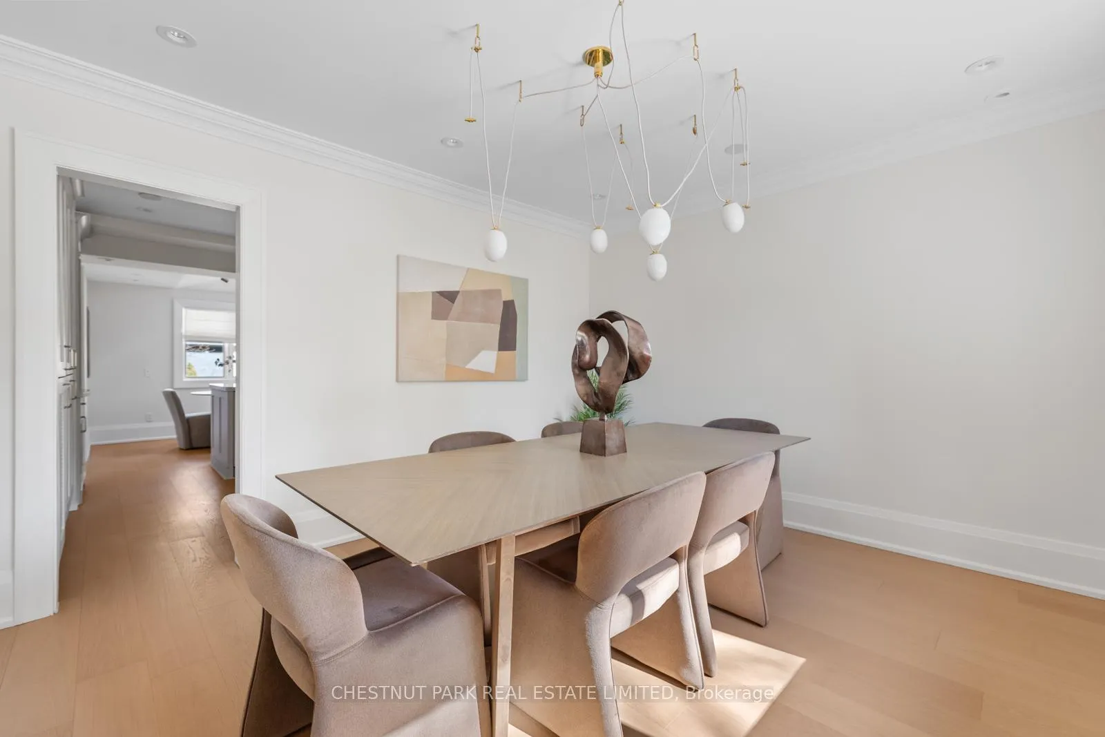 Photo 12 of 35 Weybourne Crescent, Toronto, Lawrence Park South — HOMEH